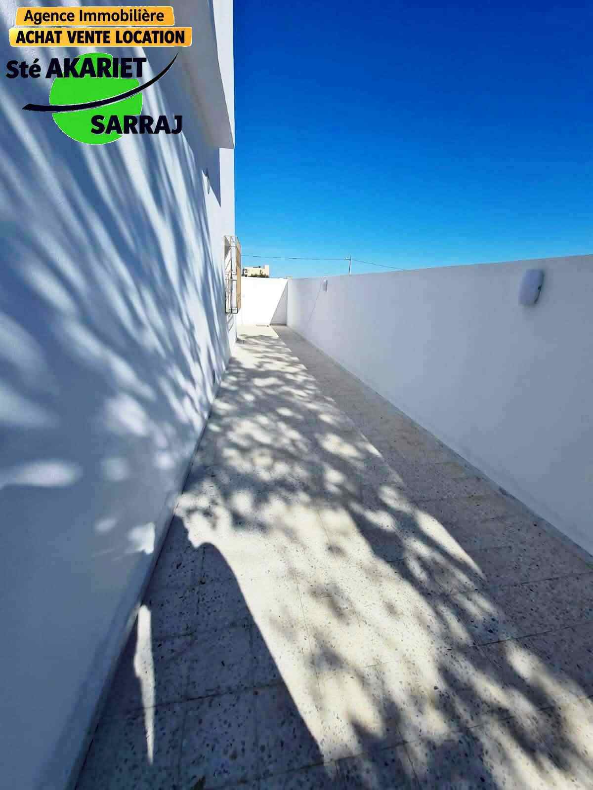 Akouda&nbsp;Chatt Meriem&nbsp;Vente&nbsp;Maisons&nbsp;Villa style am�ricain � 400m de plage chatt mariem