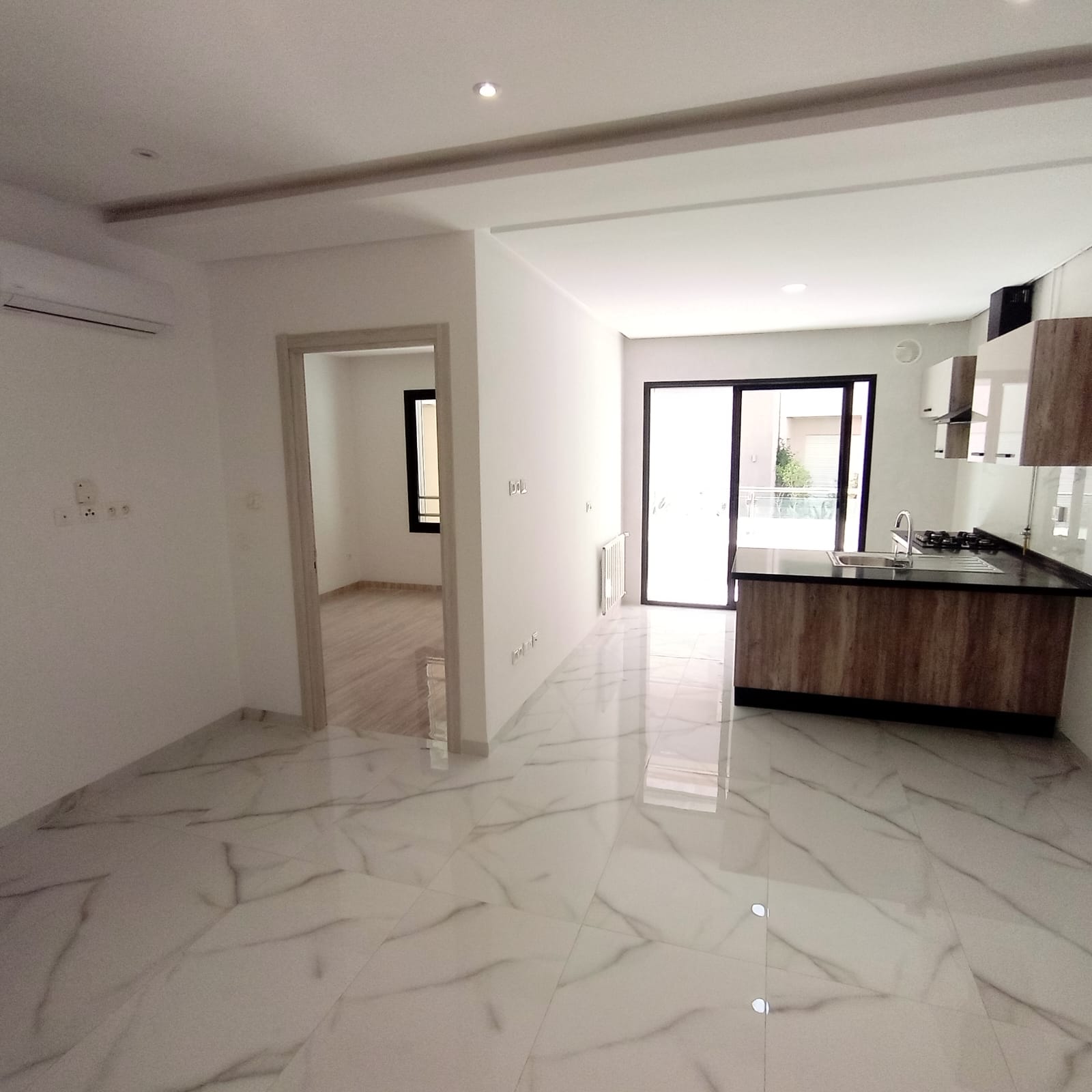 Ariana Ville&nbsp;Cite Ennasr 2&nbsp;Location&nbsp;Appart. 2 pi�ces&nbsp;Un appartement s 1 cit� nasr 2
