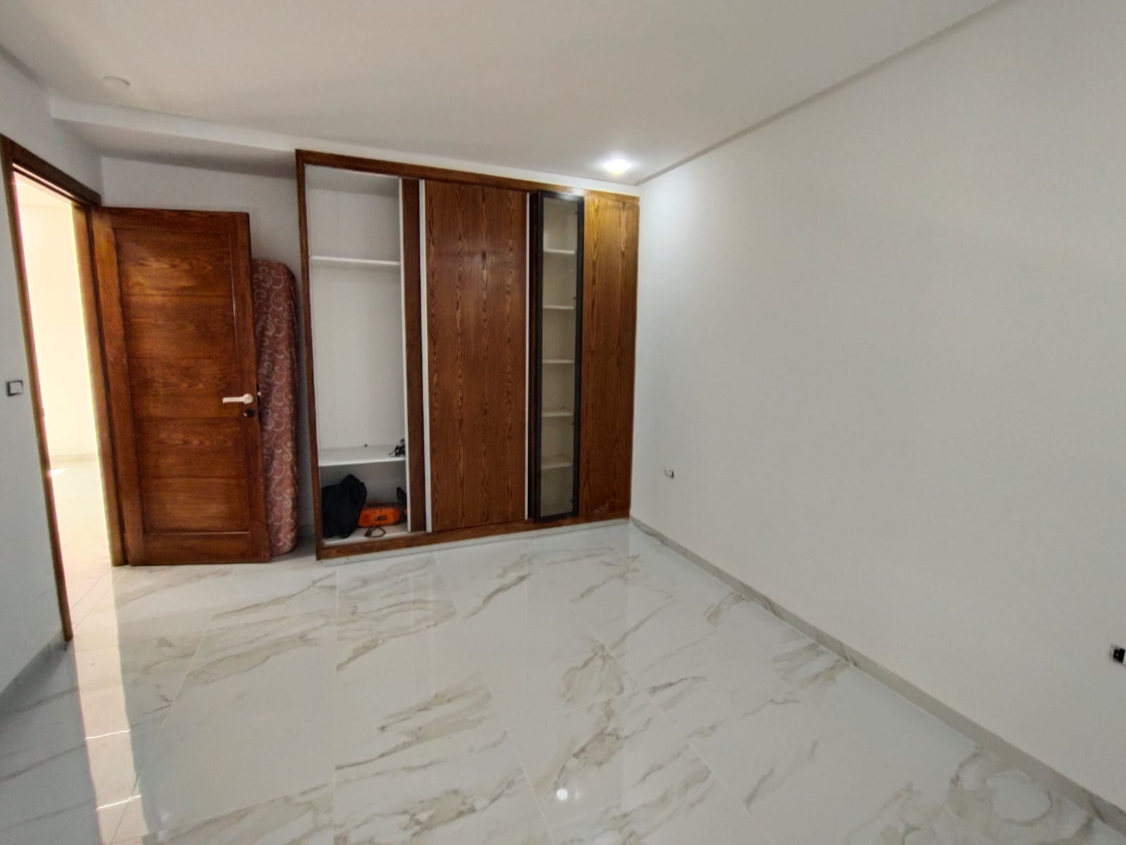 Raoued&nbsp;Cite Ennkhilet&nbsp;Vente&nbsp;Appart. 3 pi�ces&nbsp;Ennkhilette vnt s2 promoteur