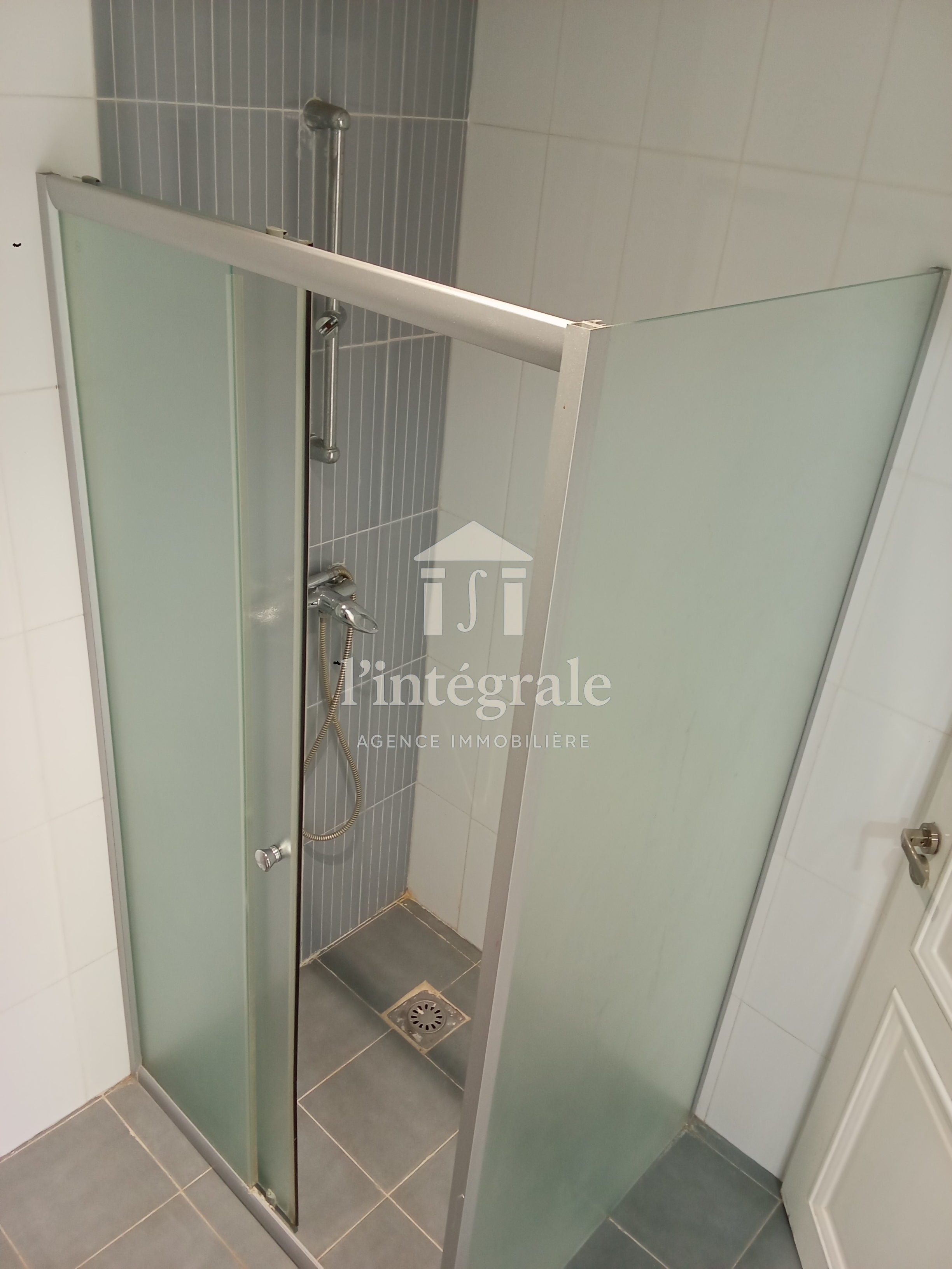 Ariana Ville&nbsp;Cite Ennasr 2&nbsp;Location&nbsp;Appart. 2 pi�ces&nbsp;S1 avec jardin