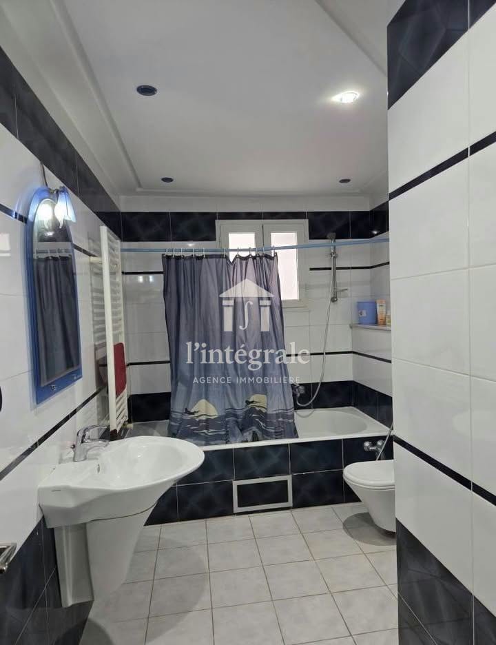 Ariana Ville&nbsp;Riadh Landlous&nbsp;Location&nbsp;Appart. 3 pi�ces&nbsp;Coquet appartement s2 meubl�