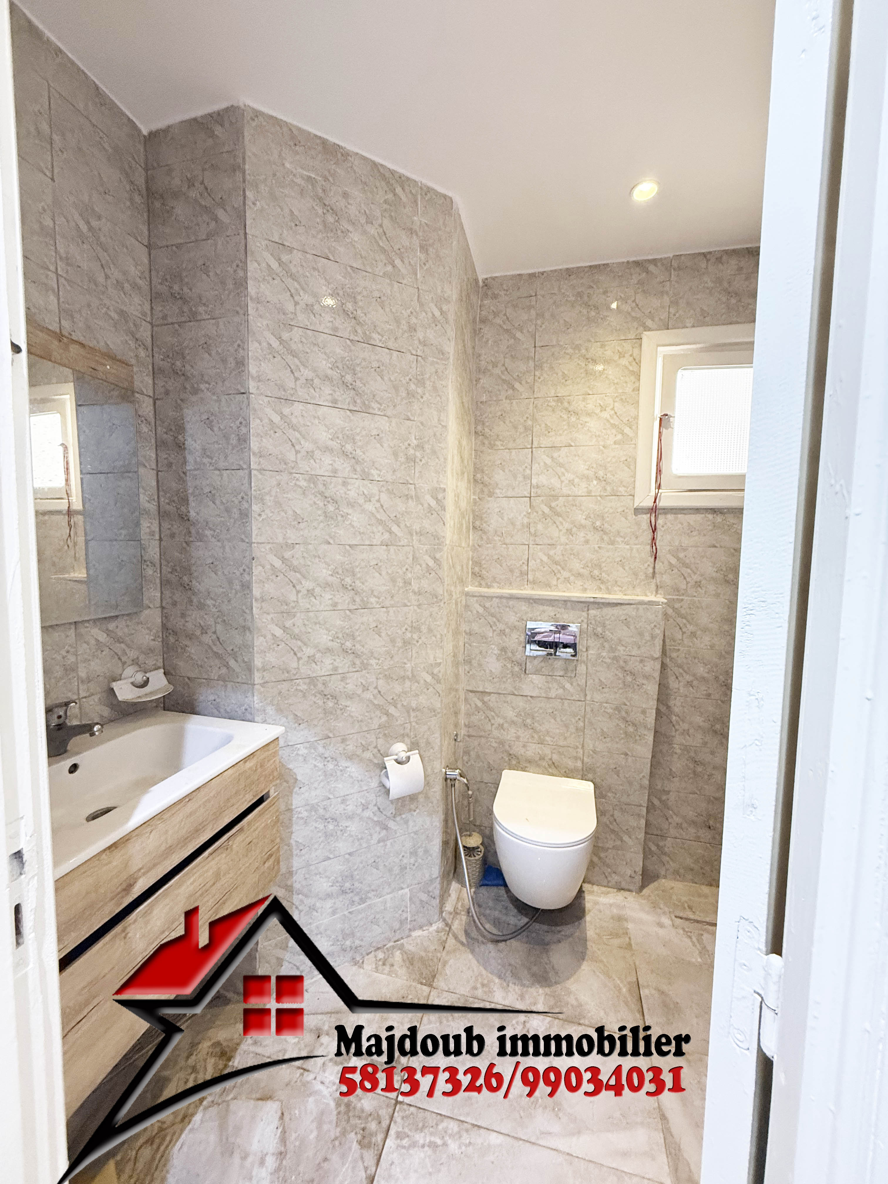 Sousse Riadh&nbsp;Zaouiet Sousse&nbsp;Vente&nbsp;Appart. 2 pi�ces&nbsp;Appartement premier etage