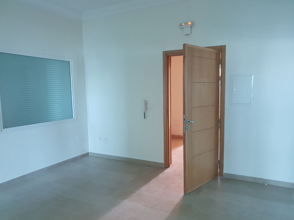 Fouchana&nbsp;Zone Industrielle El Meghira&nbsp;Bureaux & Commerces&nbsp;Bureau&nbsp;Bureau 180 m � el mghira