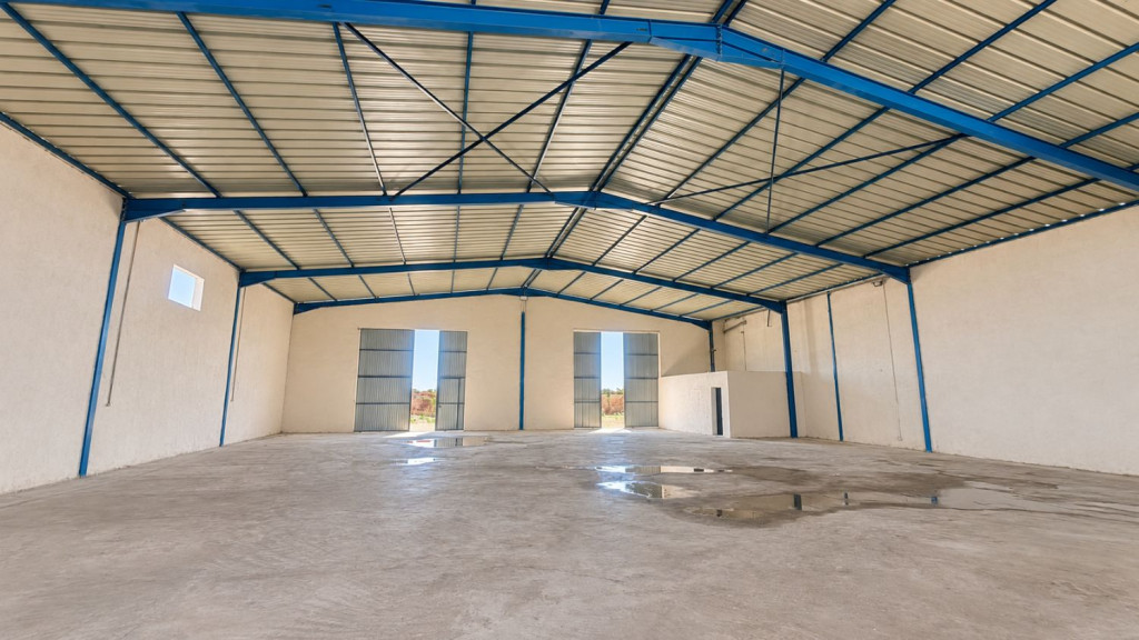 Mornag&nbsp;Bou Jerdga&nbsp;Bureaux & Commerces&nbsp;Fond de Commerce&nbsp;D�p�t neuf 1 00 m � � na�ssen