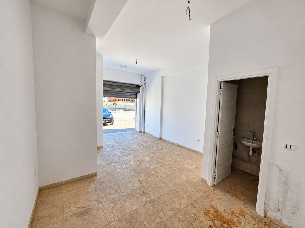 Nouvelle Medina&nbsp;Nouvelle Medina&nbsp;Bureaux & Commerces&nbsp;Fond de Commerce&nbsp;Boutique m4 de 30 m � nouvelle m�dina 3