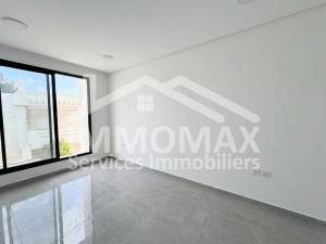 Ariana Ville&nbsp;El Menzah 5&nbsp;Location&nbsp;Appart. 1 pi�ce&nbsp;   hall 1 hall 2 et hall 3  ref221a