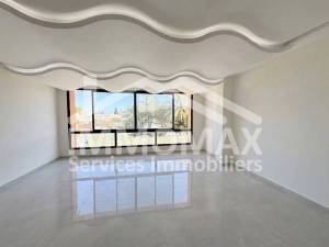 Ariana Ville&nbsp;El Menzah 5&nbsp;Location&nbsp;Appart. 1 pi�ce&nbsp;   hall 1 hall 2 et hall 3  ref221a