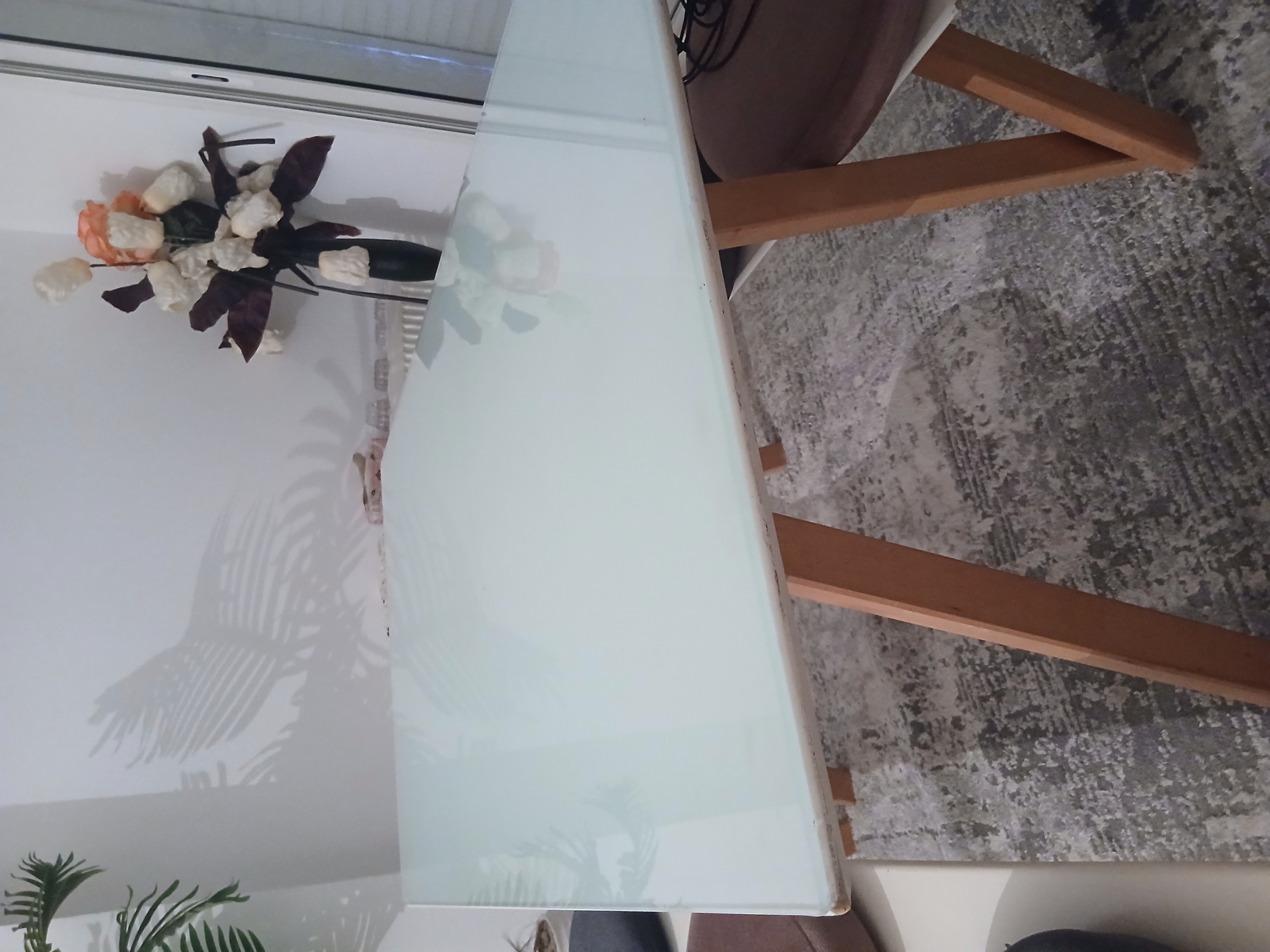 Le Bardo&nbsp;Le Bardo&nbsp;Salon - Salle � manger &nbsp;Salle � manger&nbsp;Table  � manger  plus 2 banquettes