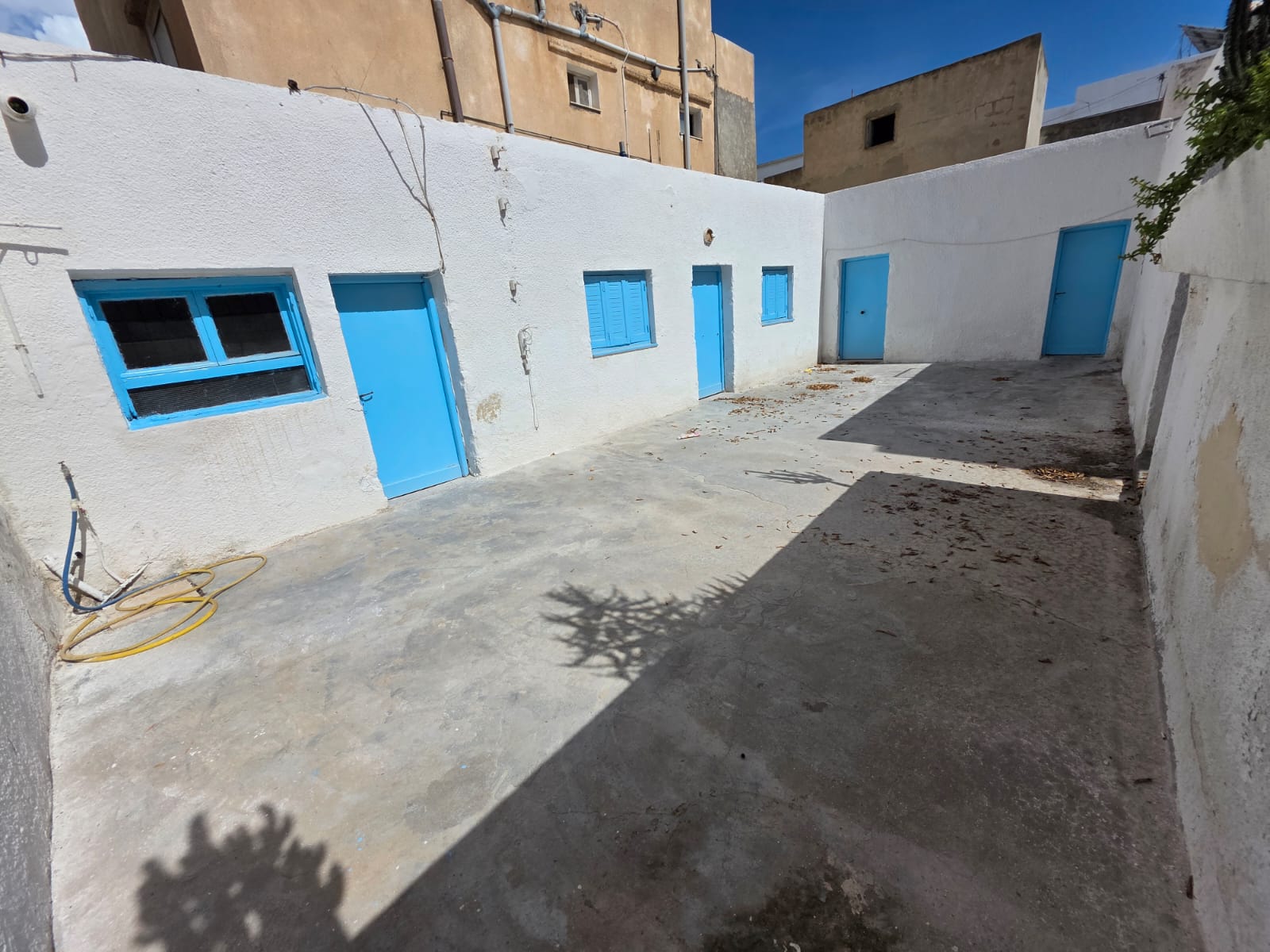 La Soukra&nbsp;Dar Fadhal&nbsp;Location&nbsp;Maisons&nbsp;Titre foncier individue maison et local comercial