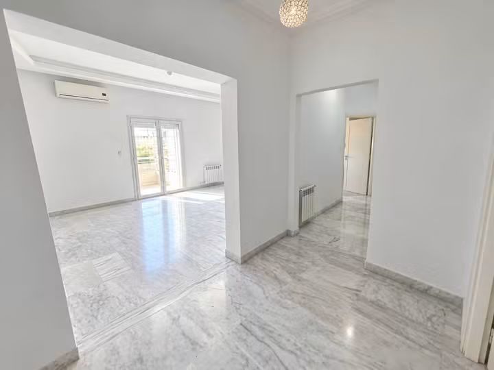 La Soukra&nbsp;La Soukra&nbsp;Vente&nbsp;Appart. 3 pi�ces&nbsp;S2 la nouvelle soukra 325 md