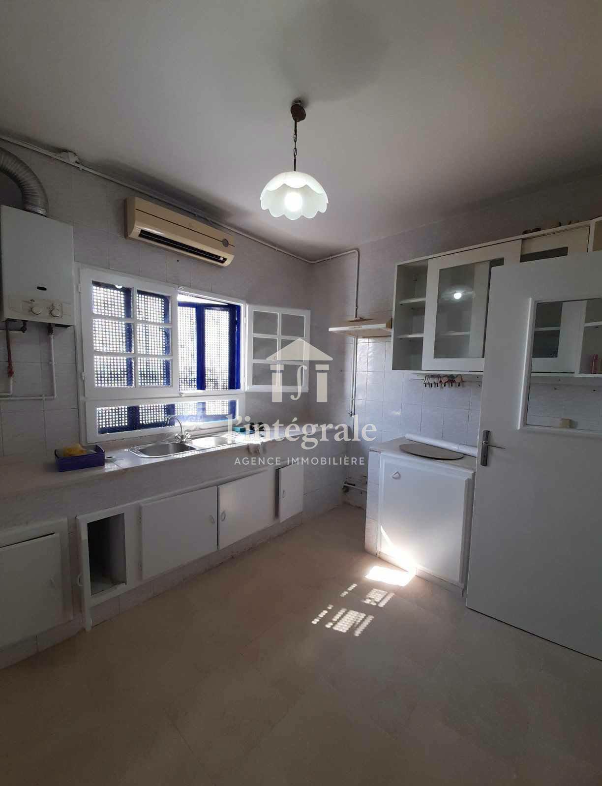 El Menzah&nbsp;El Manar 1&nbsp;Location&nbsp;Maisons&nbsp;Triplex s5 exceptionnel � usage mixte