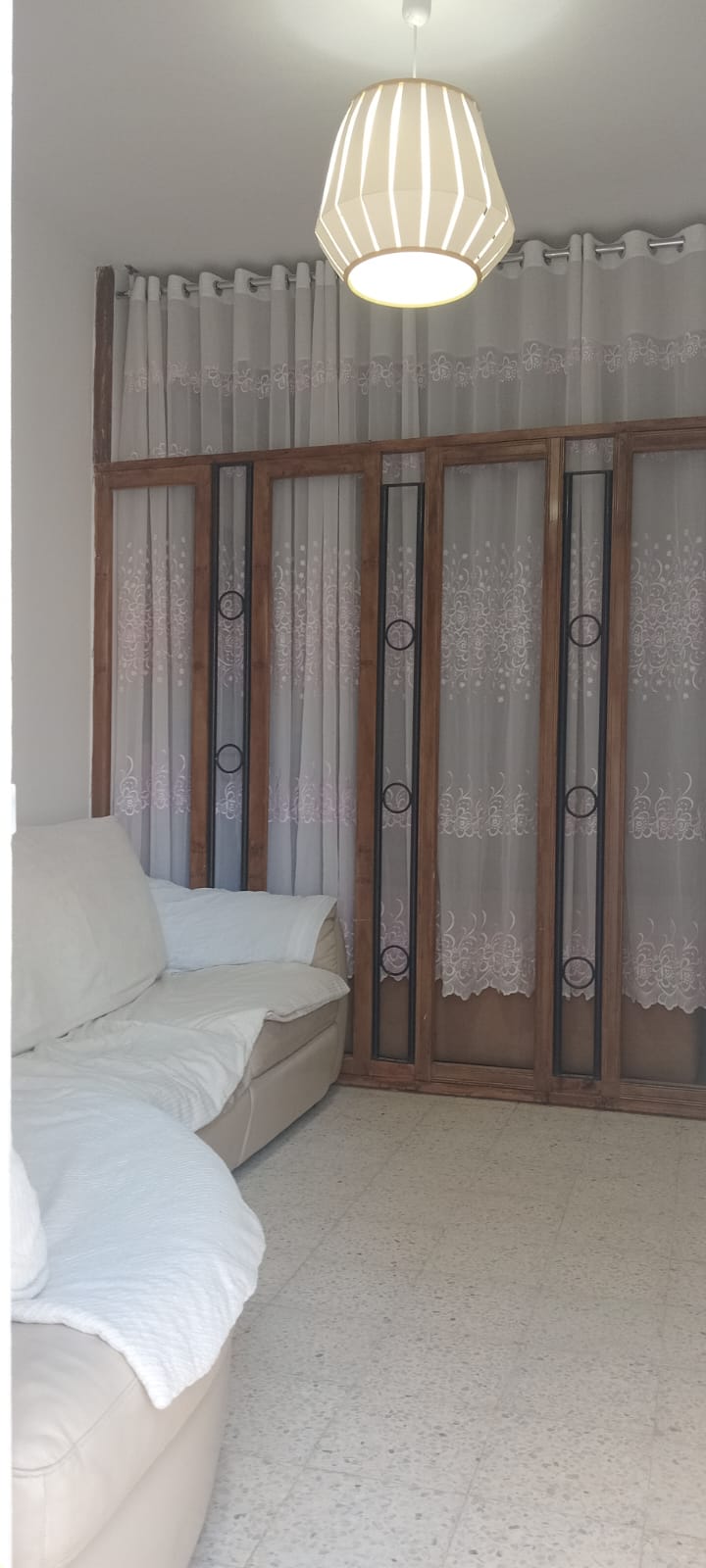 Mnihla&nbsp;Cite Ennasr&nbsp;Location&nbsp;Appart. 1 pi�ce&nbsp;Un petit studio meubl� cit� intilaka