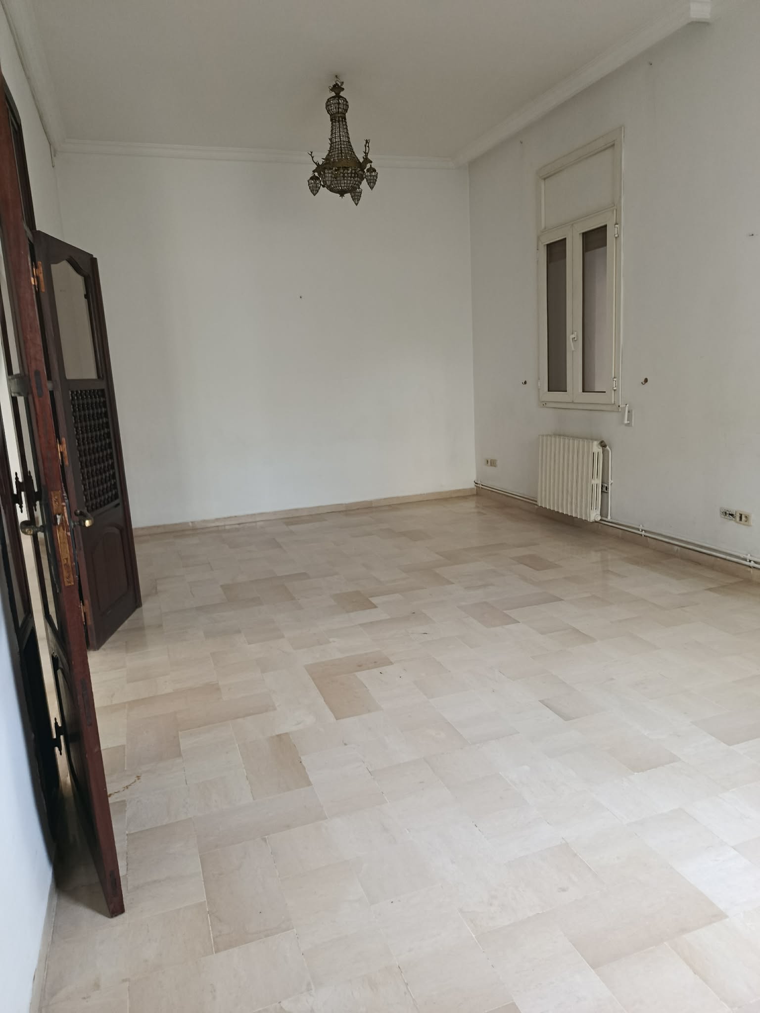 El Omrane&nbsp;El Omrane&nbsp;Location&nbsp;Appart. 4 pi�ces&nbsp;Spacieux etage de villa s4