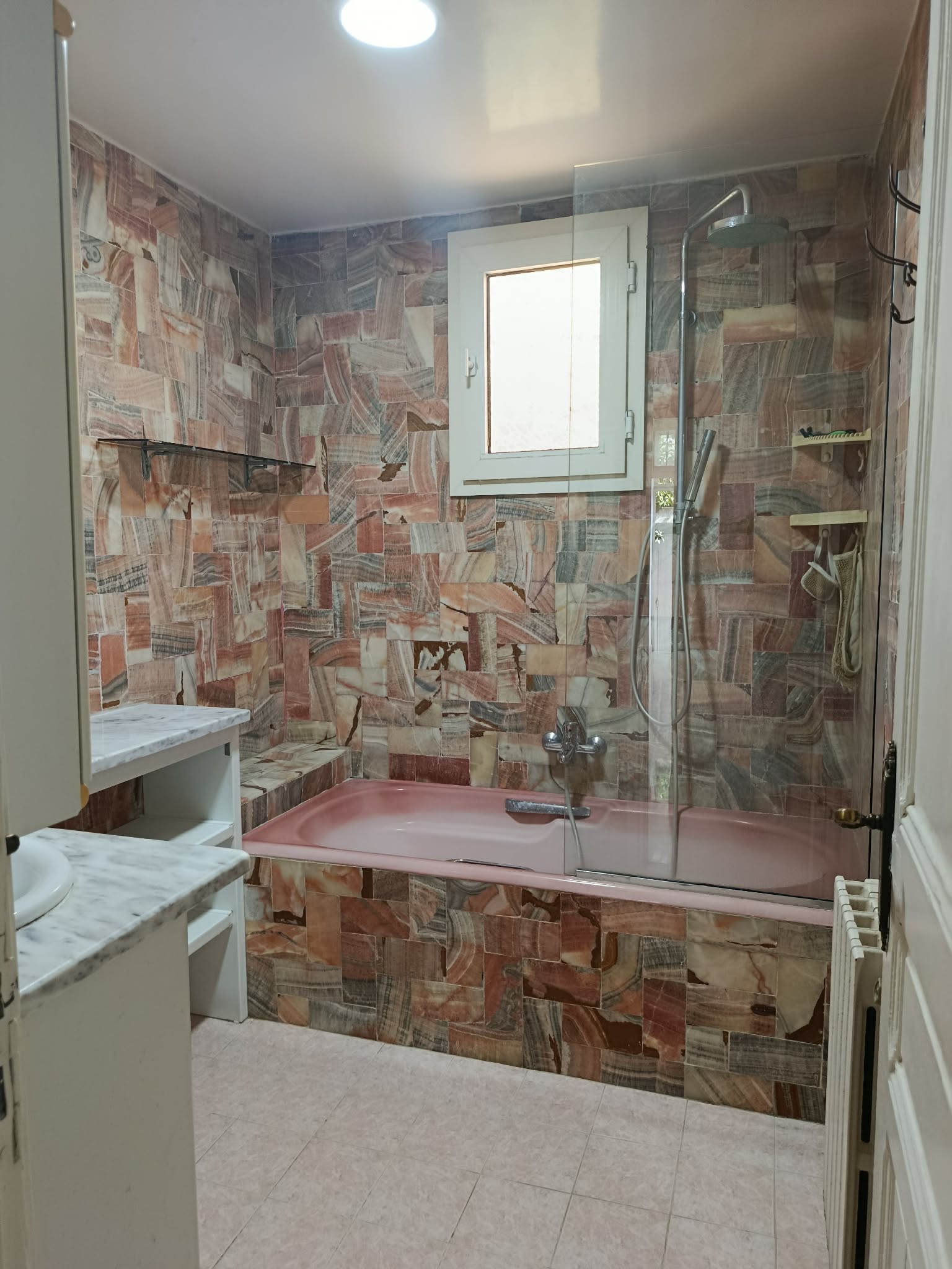 El Omrane&nbsp;El Omrane&nbsp;Location&nbsp;Appart. 4 pi�ces&nbsp;Spacieux etage de villa s4