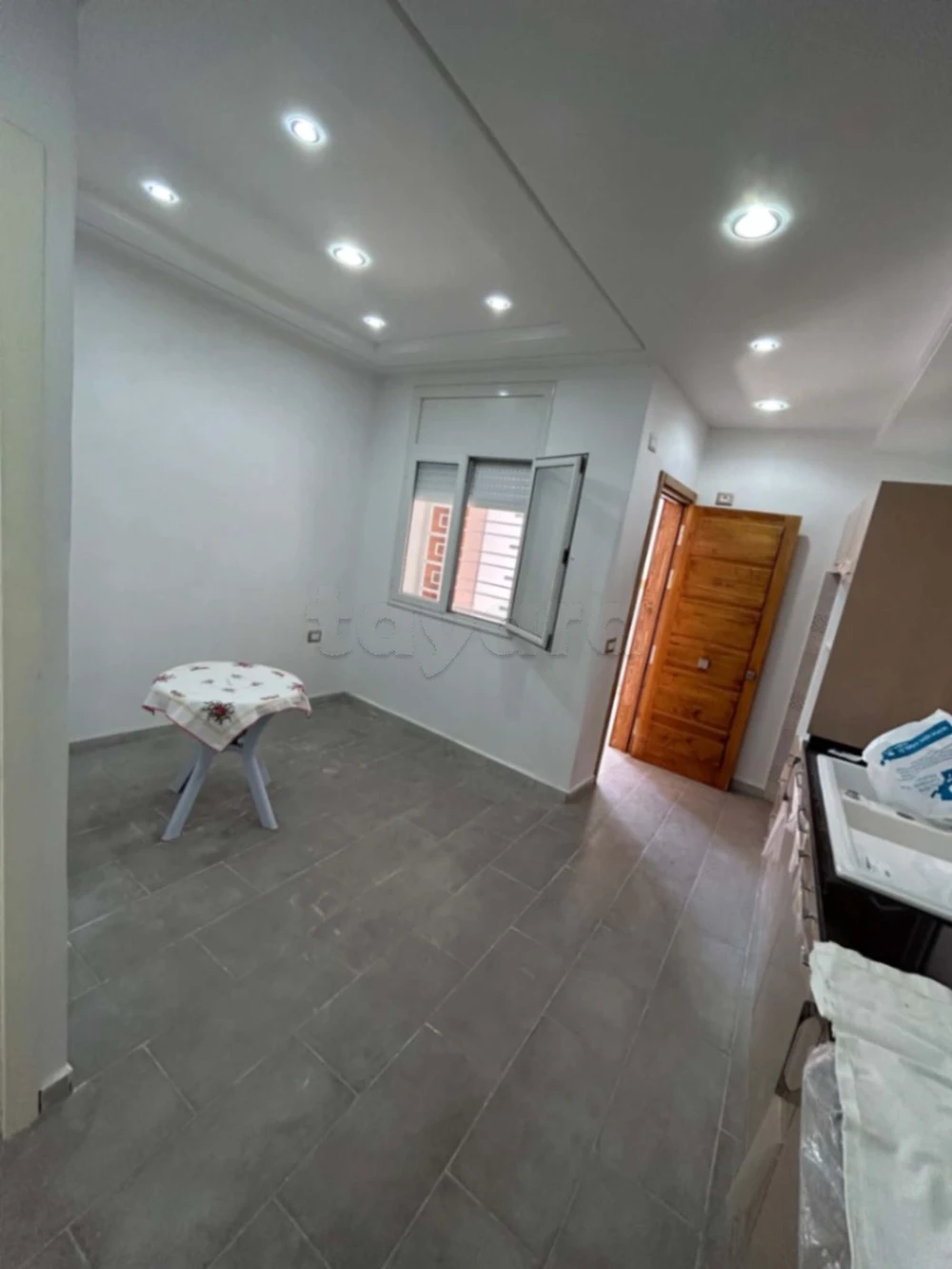Raoued&nbsp;Cite Ennkhilet&nbsp;Location&nbsp;Appart. 4 pi�ces&nbsp;Etage s3 ennkhilete 1100