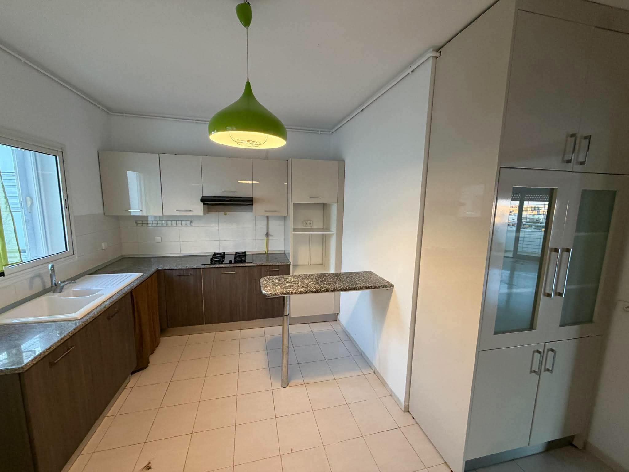 Raoued&nbsp;Cite El Ghazala 1&nbsp;Location&nbsp;Appart. 4 pi�ces&nbsp;S3 ghazela 1500d