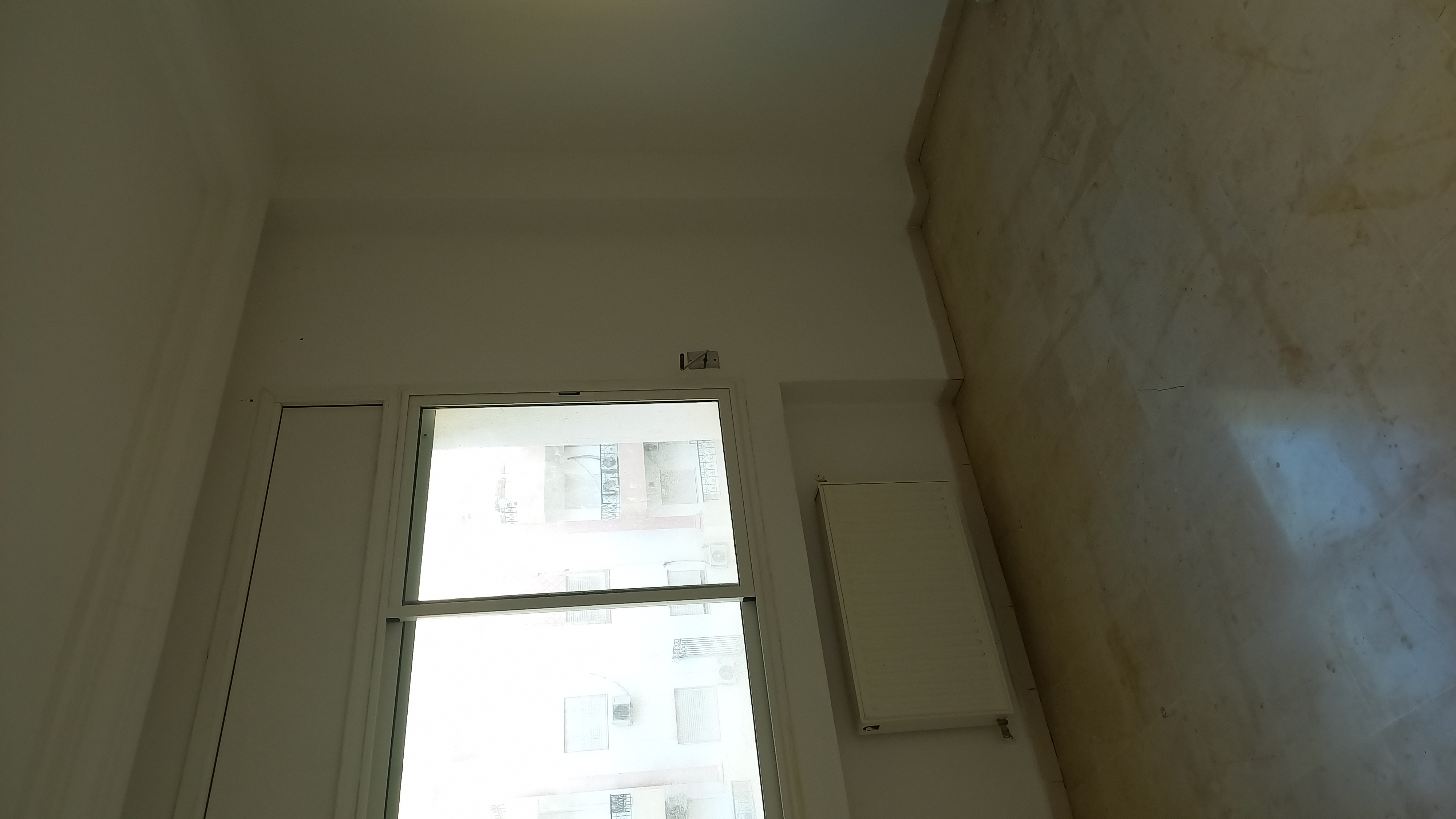 Ain Zaghouan&nbsp;Ain Zaghouan&nbsp;Location&nbsp;Appart. 1 pi�ce&nbsp;Appartement hay el wahat  immeuble badr 3eme etage