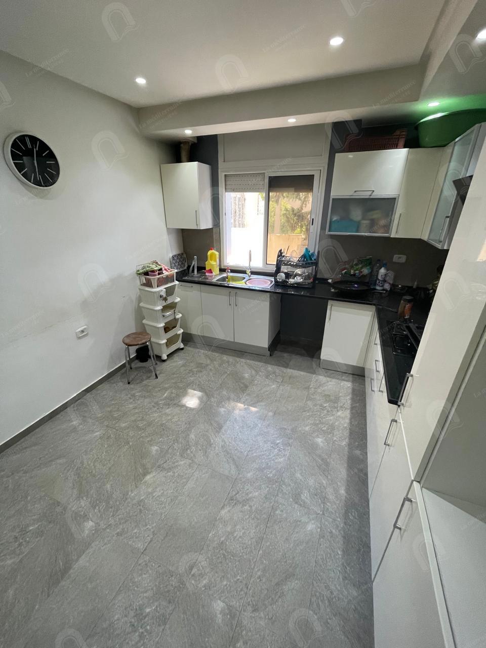 Le Bardo&nbsp;Le Bardo&nbsp;Location&nbsp;Appart. 4 pi�ces&nbsp;Etage de villa s3