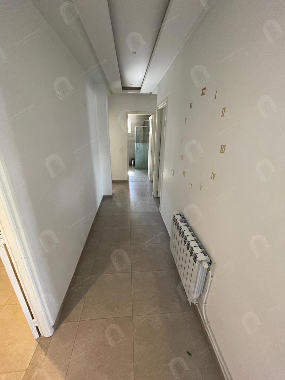 Le Bardo&nbsp;Le Bardo&nbsp;Location&nbsp;Appart. 4 pi�ces&nbsp;Etage de villa s3