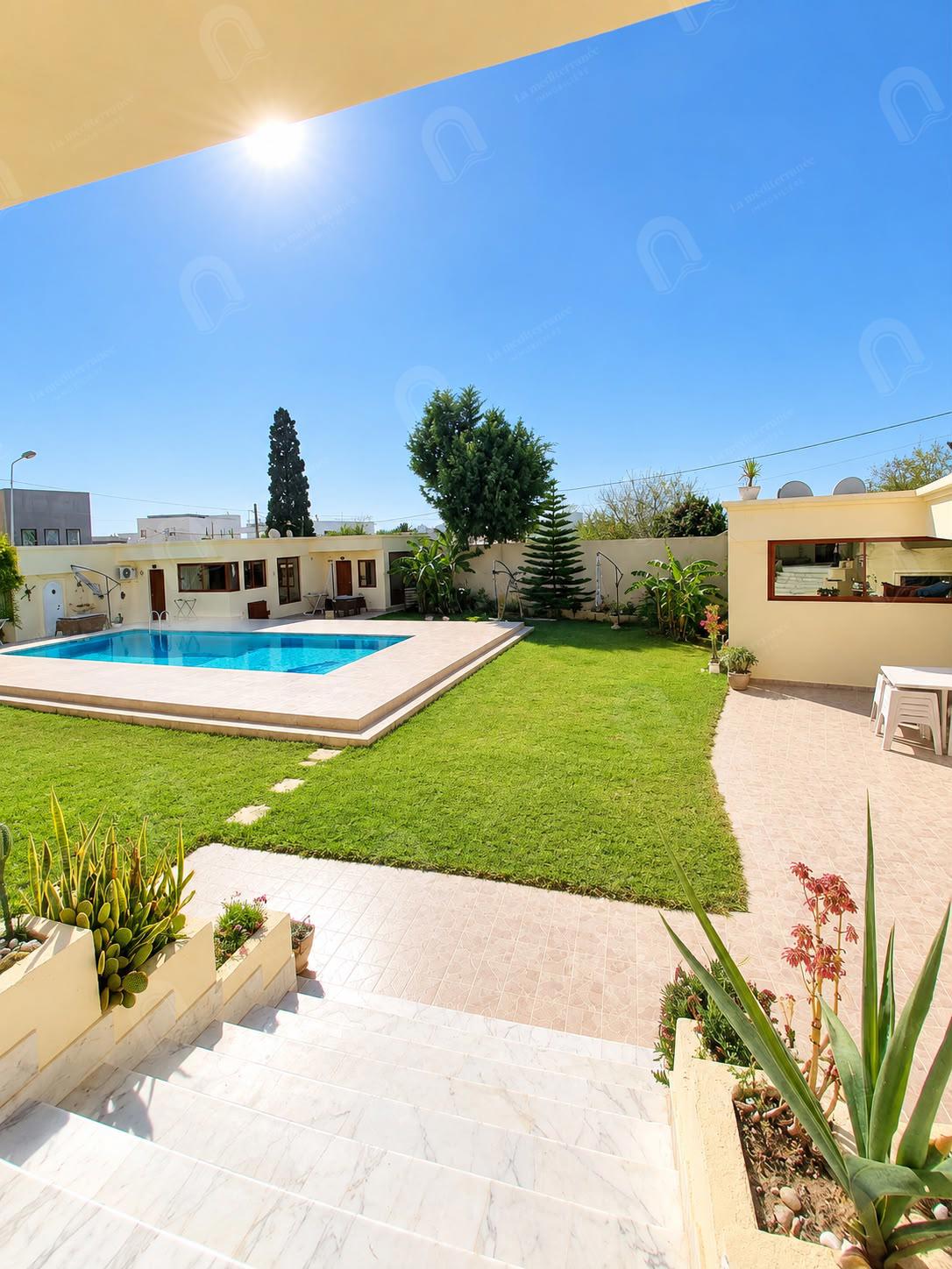 Le Bardo&nbsp;Le Bardo&nbsp;Location&nbsp;Appart. 4 pi�ces&nbsp;Superbe rdc s2 meubl� avec piscine prv