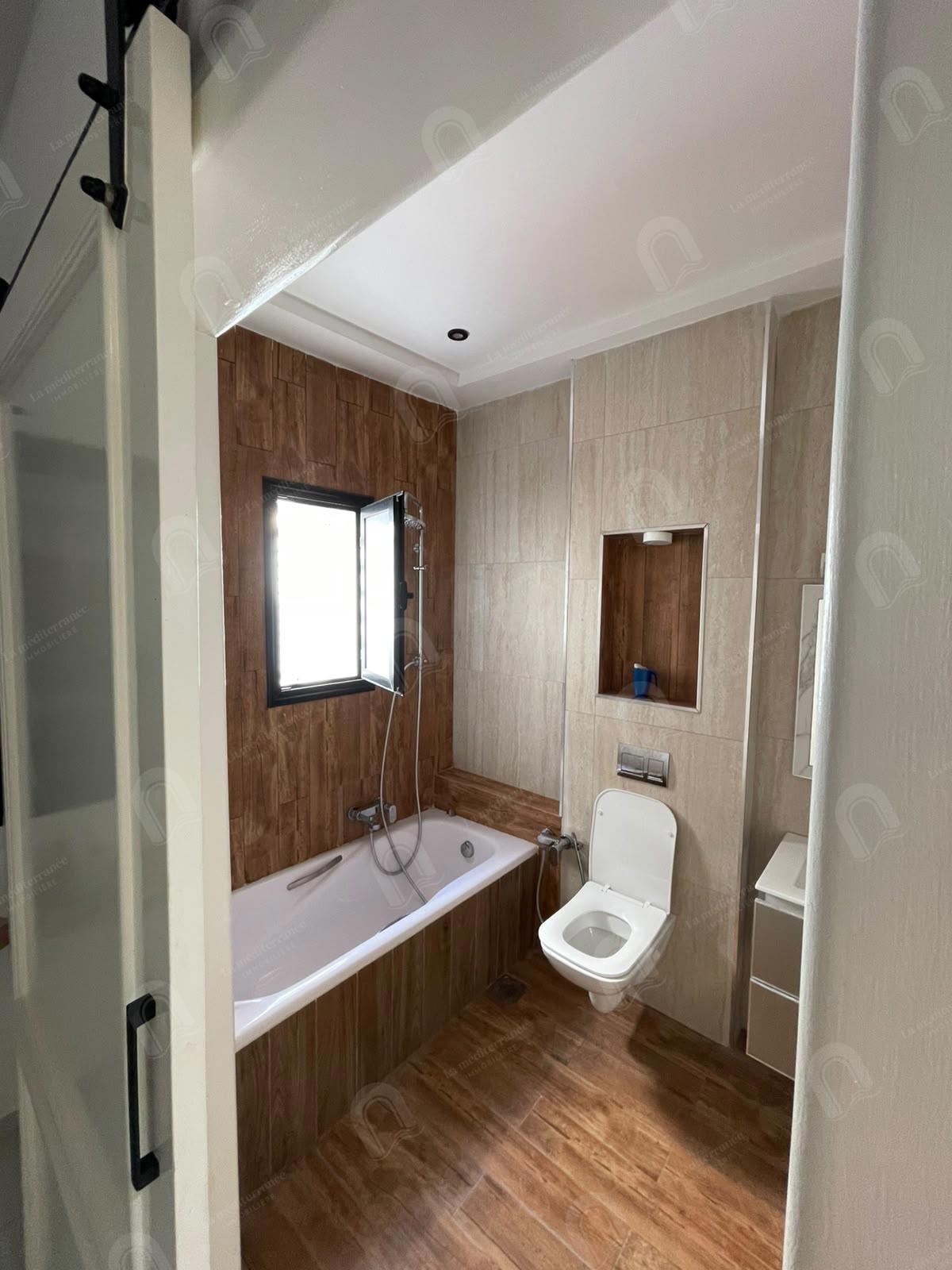 Le Bardo&nbsp;Ksar Said&nbsp;Location&nbsp;Appart. 4 pi�ces&nbsp;Un �tage de villa s3 meubl�