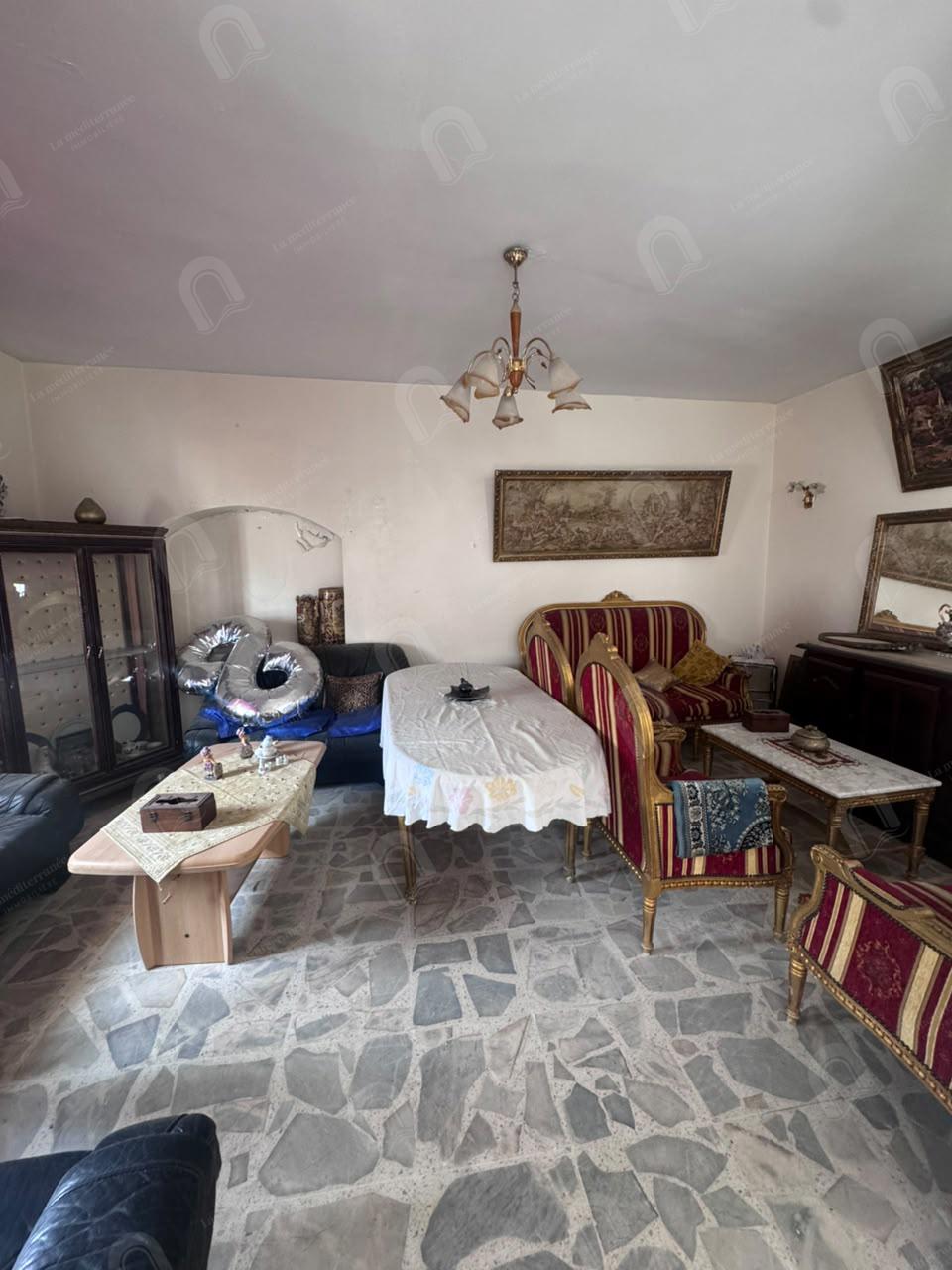 Le Bardo&nbsp;Le Bardo&nbsp;Vente&nbsp;Maisons&nbsp;Villa avec jardin et studio � saint cl�ment bardo