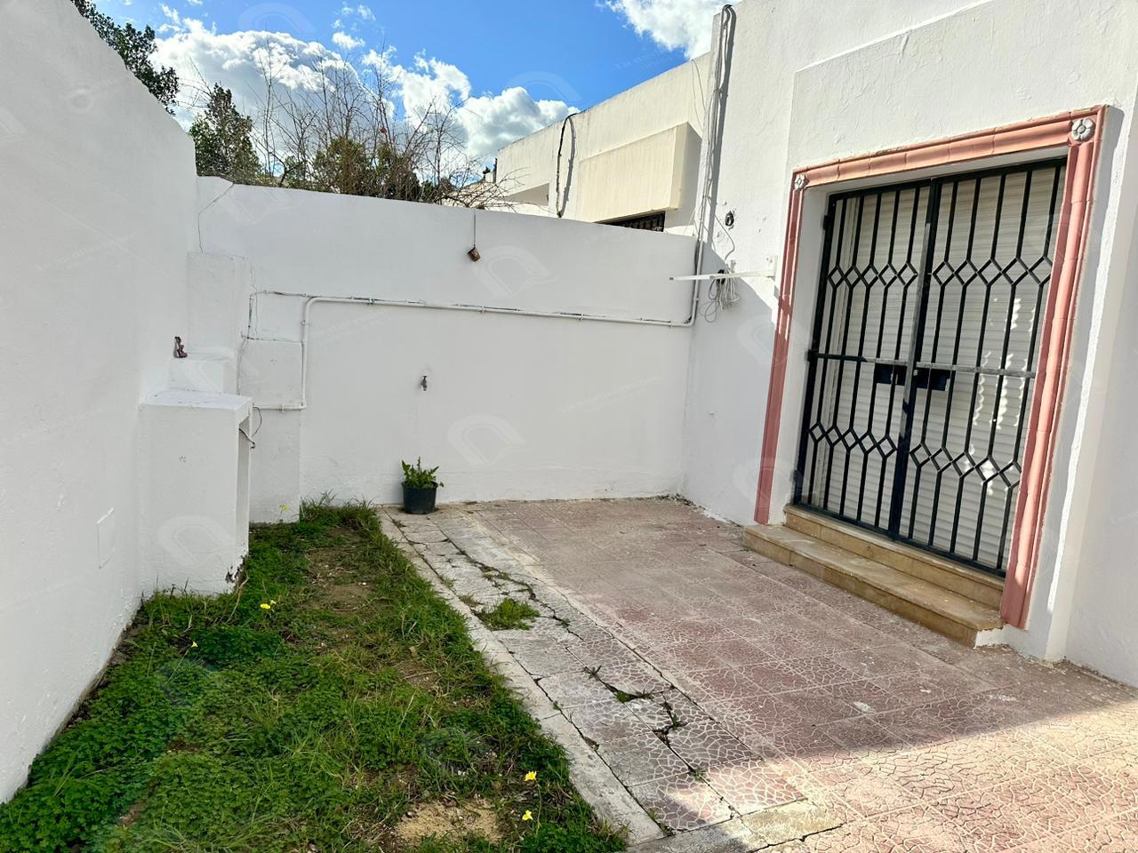 El Hrairia&nbsp;El Hrairia&nbsp;Vente&nbsp;Appart. 4 pi�ces&nbsp;Villa s3 � el agba diar ben mahmoud