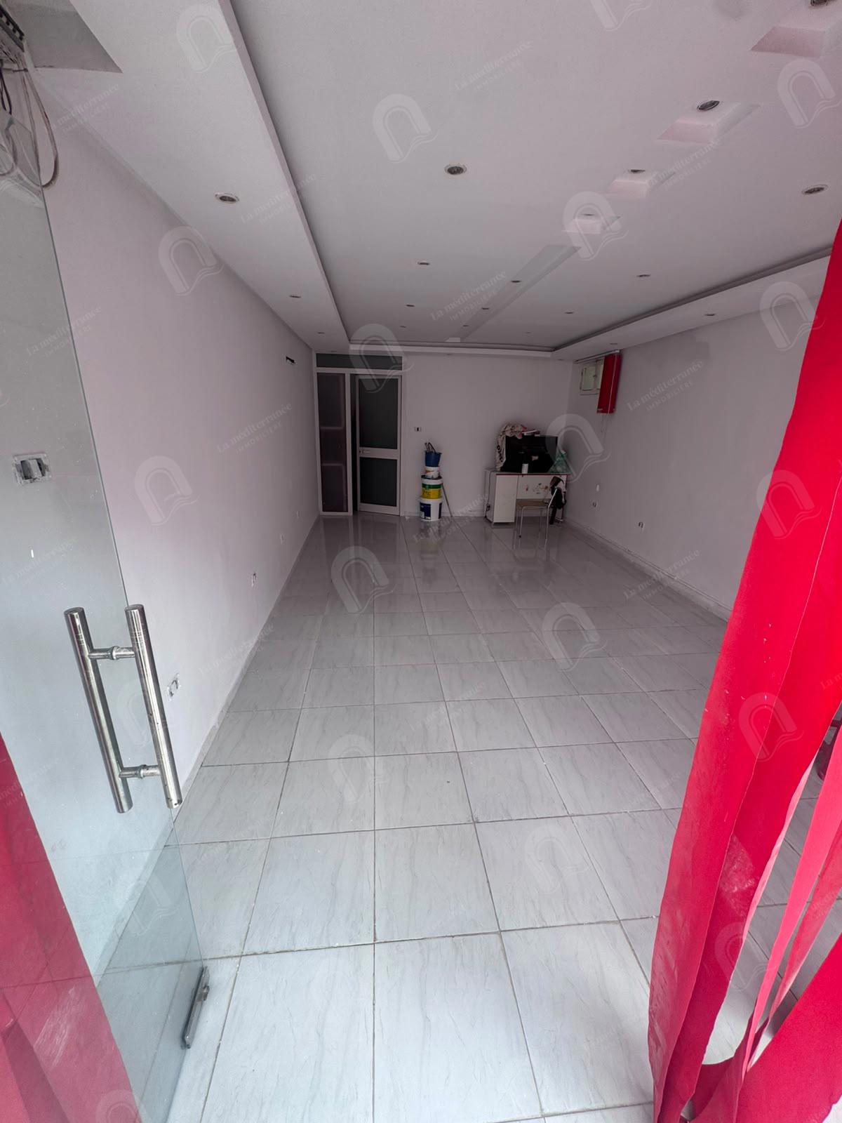 Mannouba&nbsp;Denden&nbsp;Bureaux & Commerces&nbsp;Autre&nbsp;Un local commercial � denden