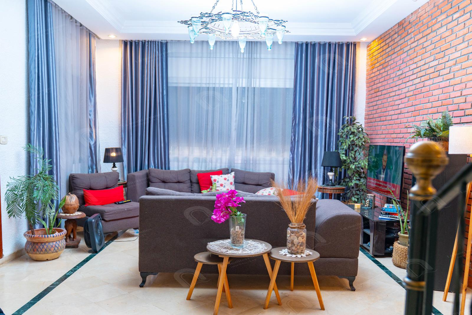Mannouba&nbsp;Denden&nbsp;Vente&nbsp;Appart. 4 pi�ces&nbsp;Une villa de style triplex � denden