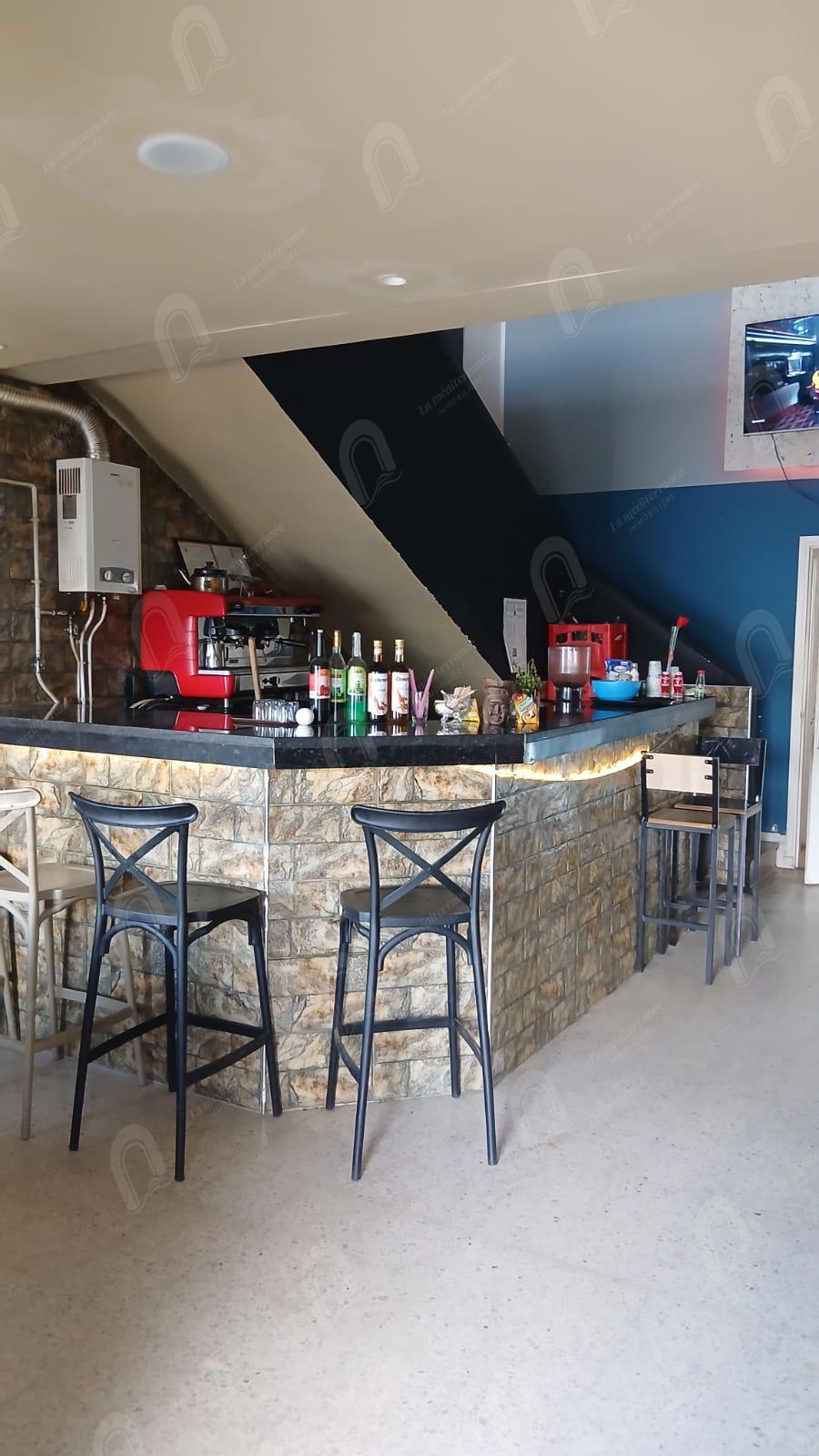 El Hrairia&nbsp;El Hrairia&nbsp;Vente&nbsp;Autre&nbsp;Caf� avec mat�riaux � cite el waha
