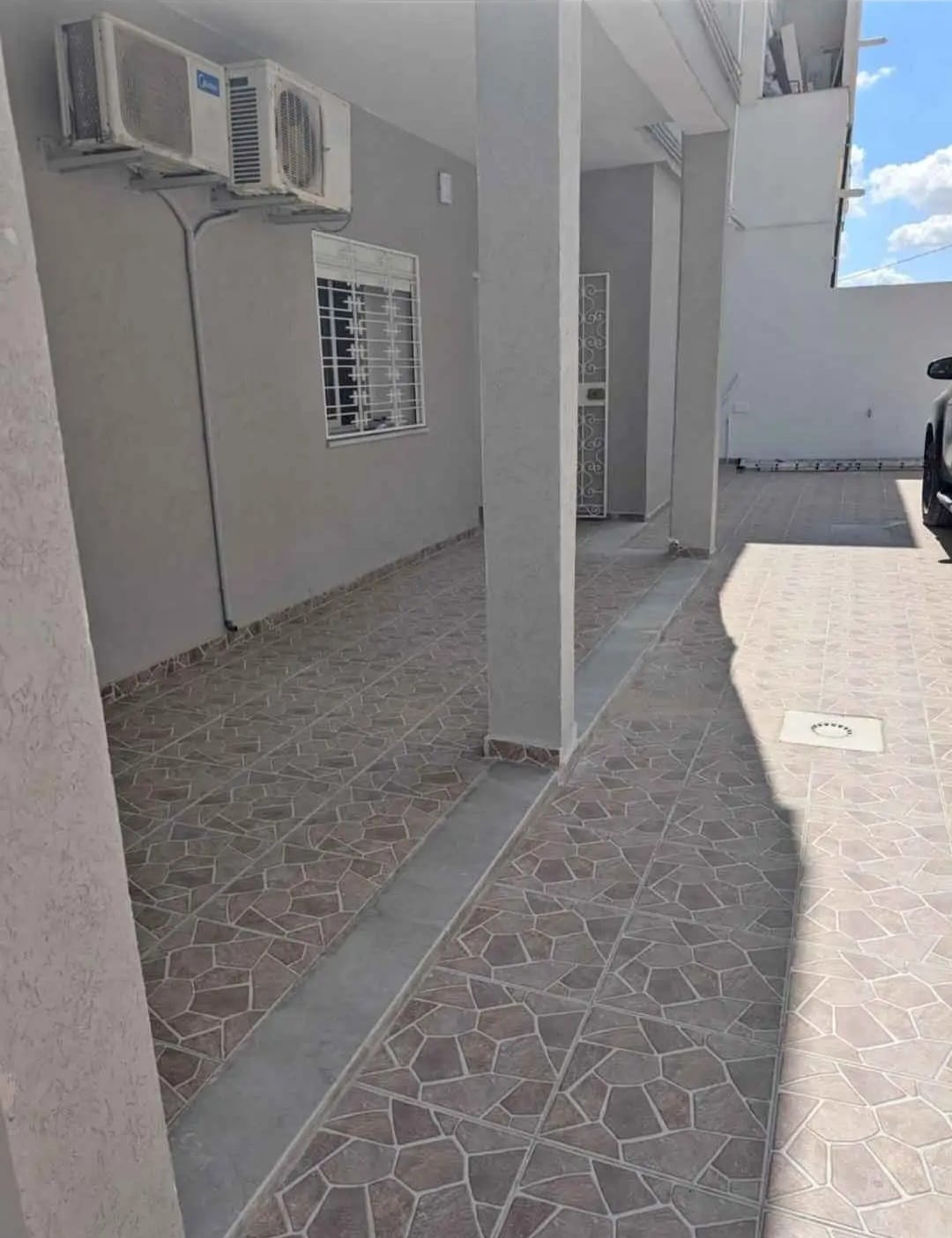 Ettahrir&nbsp;Cite Du Jardin&nbsp;Location&nbsp;Appart. 3 pi�ces&nbsp;Un �tage de villa s2 au rdc