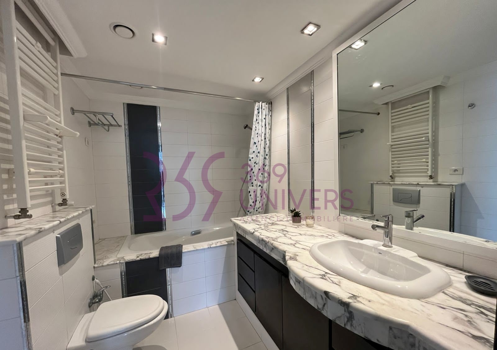 La Marsa&nbsp;Gammart&nbsp;Location&nbsp;Appart. 3 pi�ces&nbsp;Appartement avec vue sur mer � gammarth ref ra046
