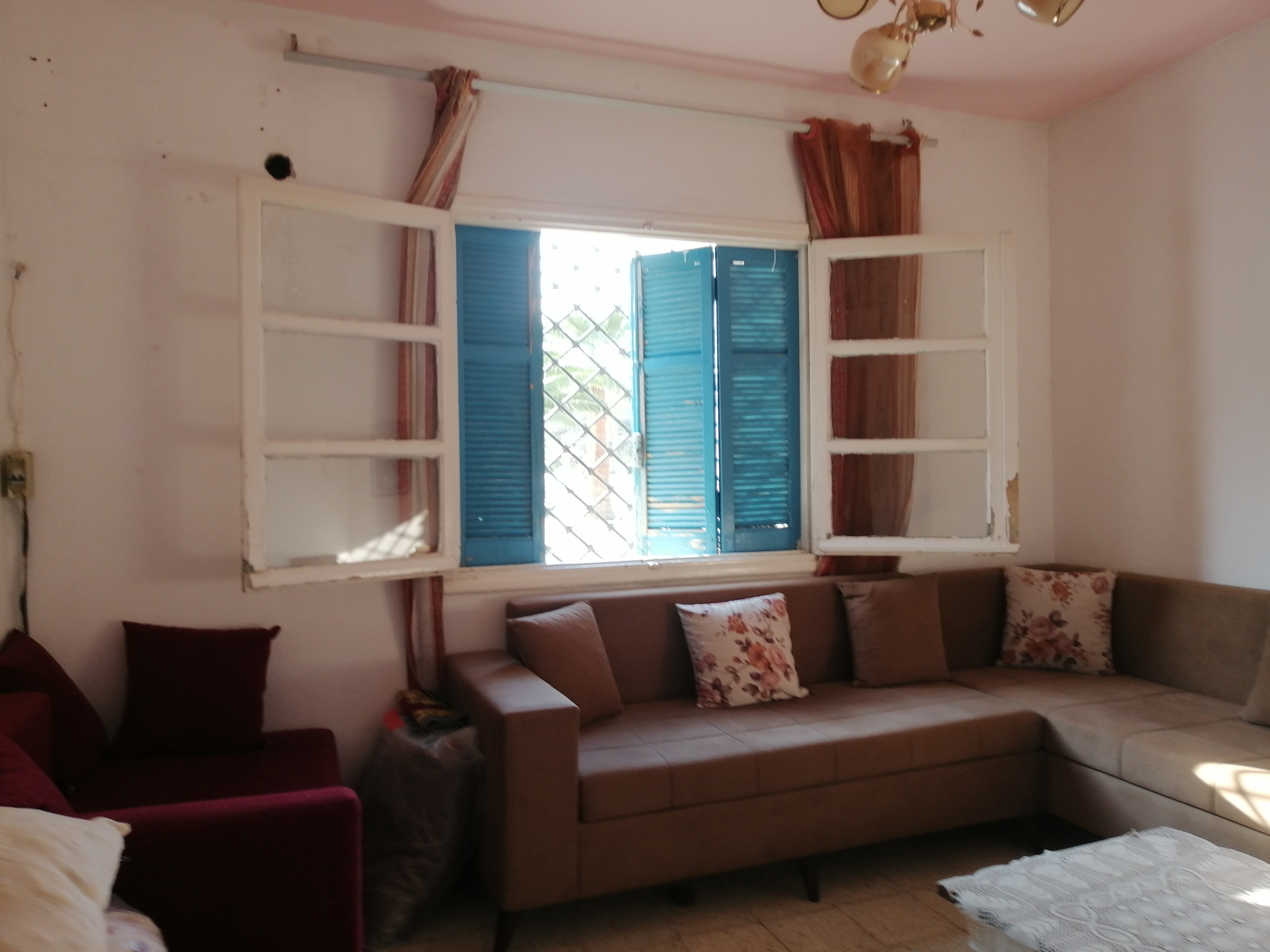 Hammam Chatt&nbsp;Bir El Bey&nbsp;Location&nbsp;Appart. 3 pi�ces&nbsp;Appartement s plus trois richement meubl�