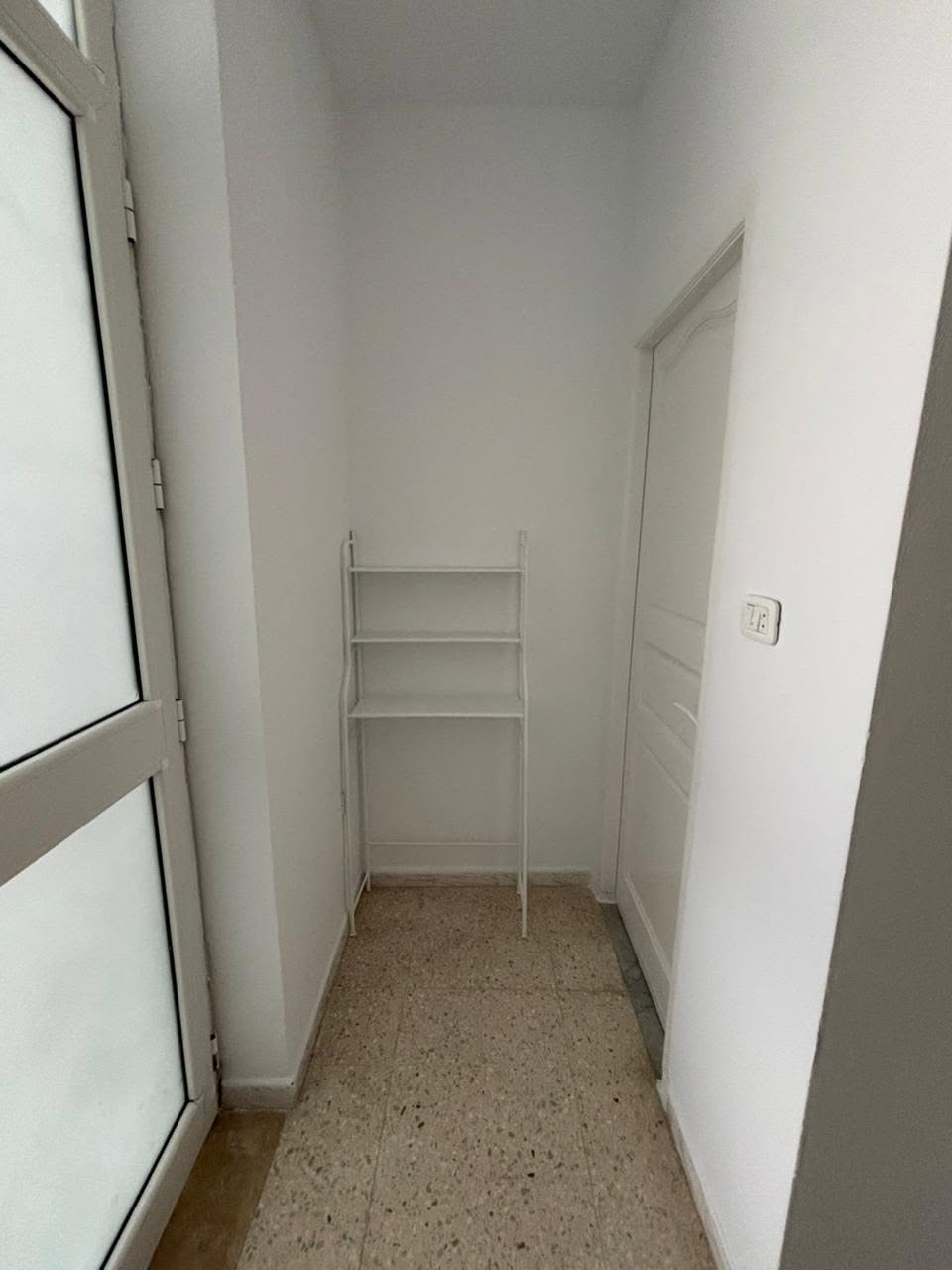 El Menzah&nbsp;El Menzah 9&nbsp;Location&nbsp;Appart. 1 pi�ce&nbsp;Joli  sstudio  meubl� � el menzah 9 c