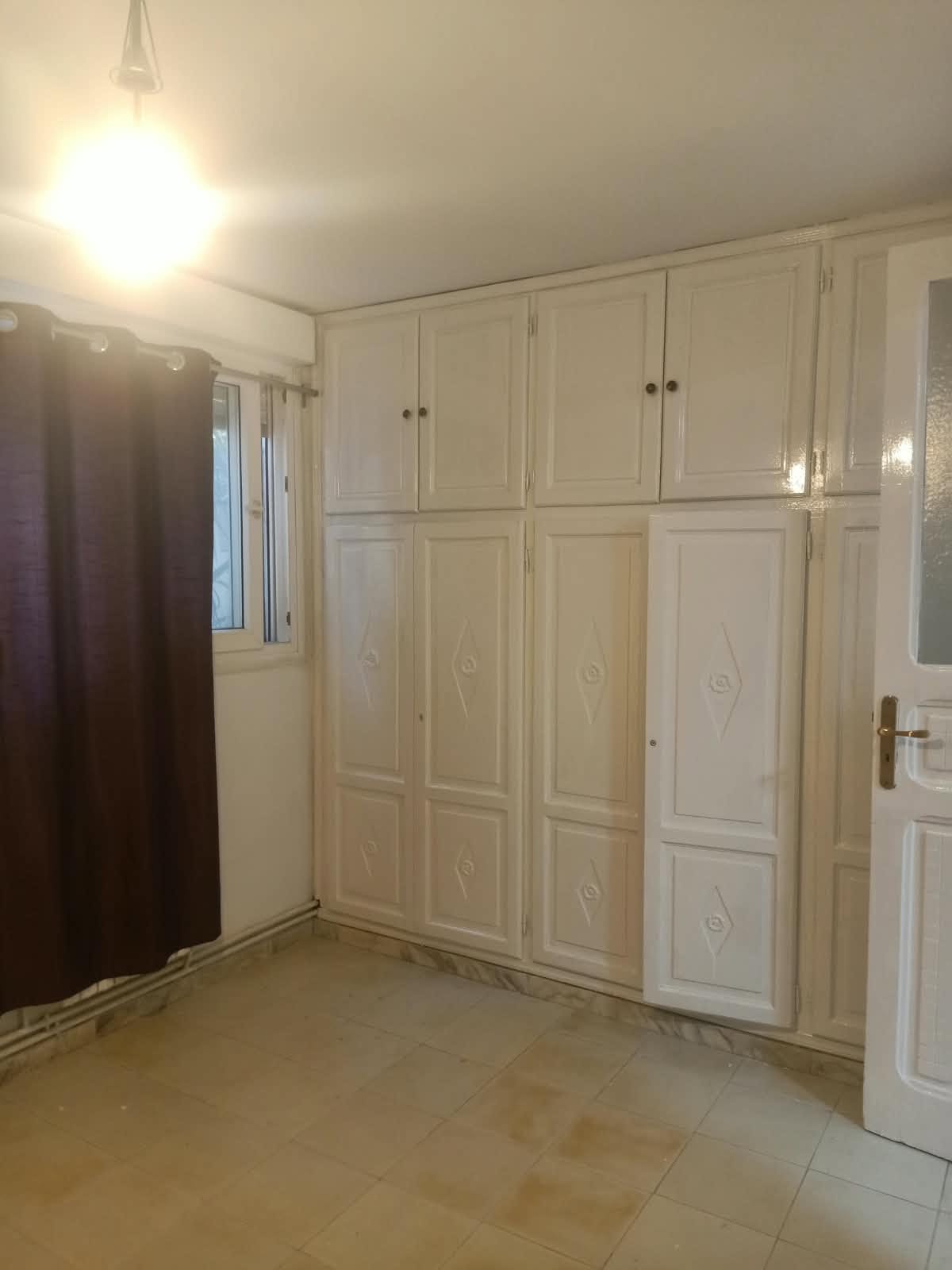El Menzah&nbsp;El Manar 1&nbsp;Location&nbsp;Appart. 1 pi�ce&nbsp;Joli s1  avec un entr�e ind�pendante