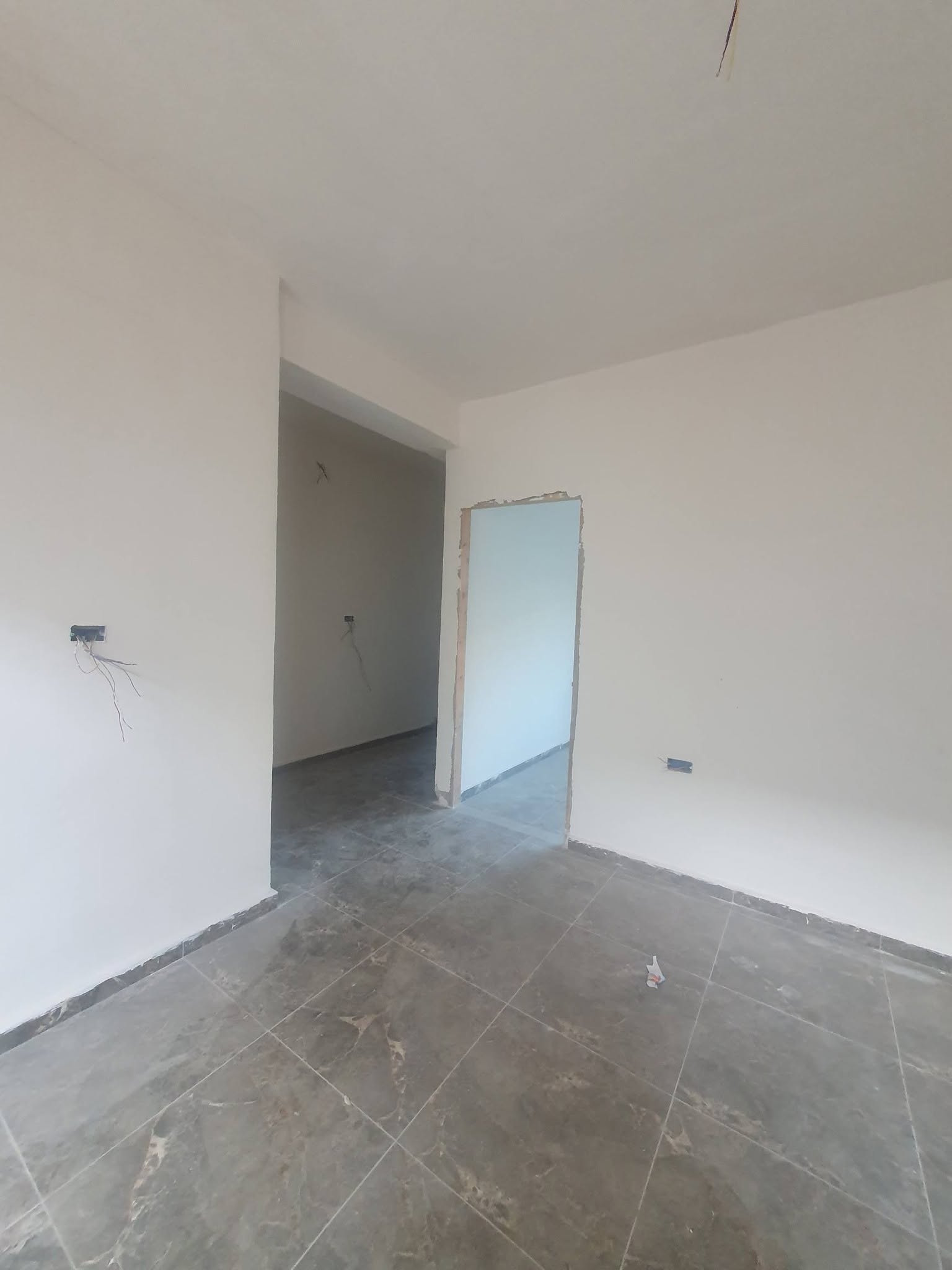 El Menzah&nbsp;El Manar 2&nbsp;Location&nbsp;Autre&nbsp;Des bureau neuf sur terrain