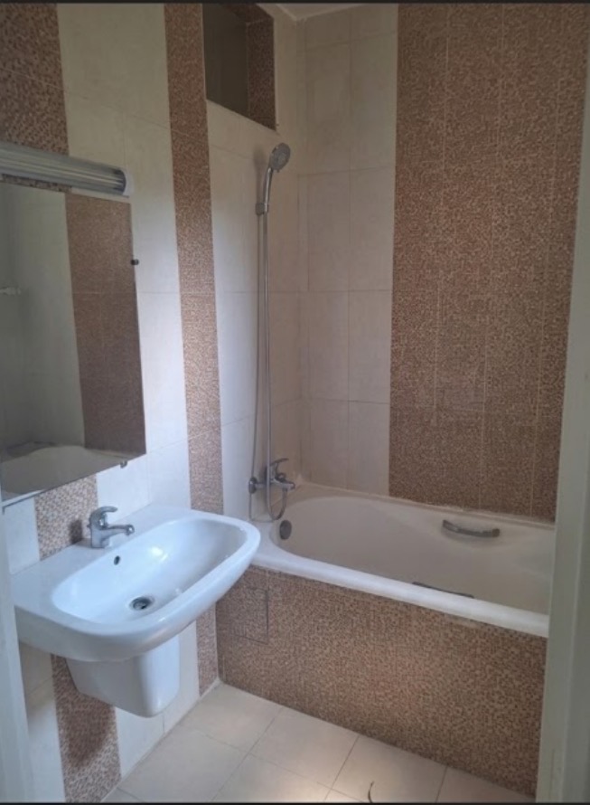 Ariana Ville&nbsp;El Menzah 7&nbsp;Location&nbsp;Appart. 3 pi�ces&nbsp;Un appartement s2 retap� � menzah 7