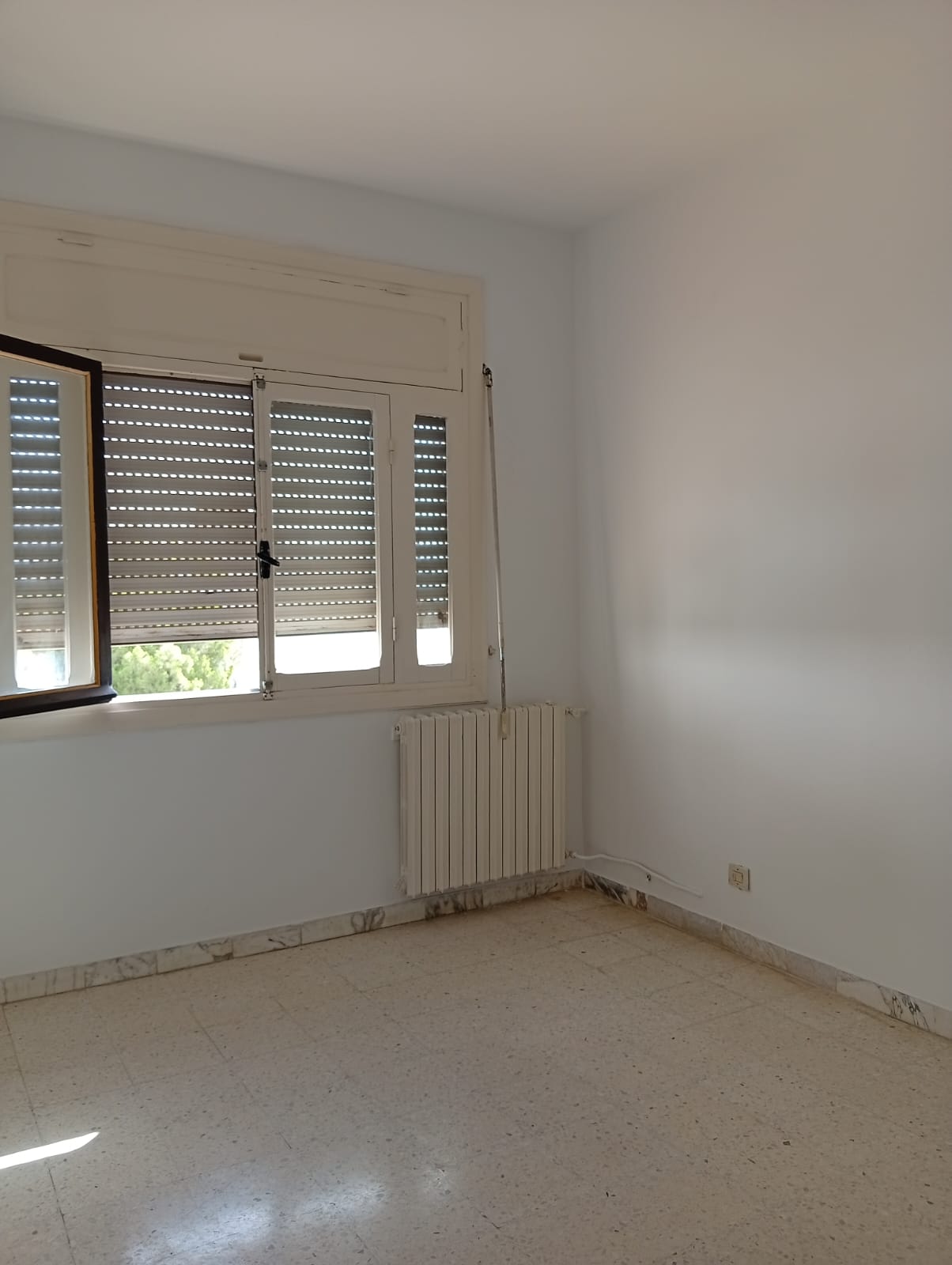 El Menzah&nbsp;Mutuelle Ville&nbsp;Location&nbsp;Appart. 4 pi�ces&nbsp;Un appartement s3 au nord hilton