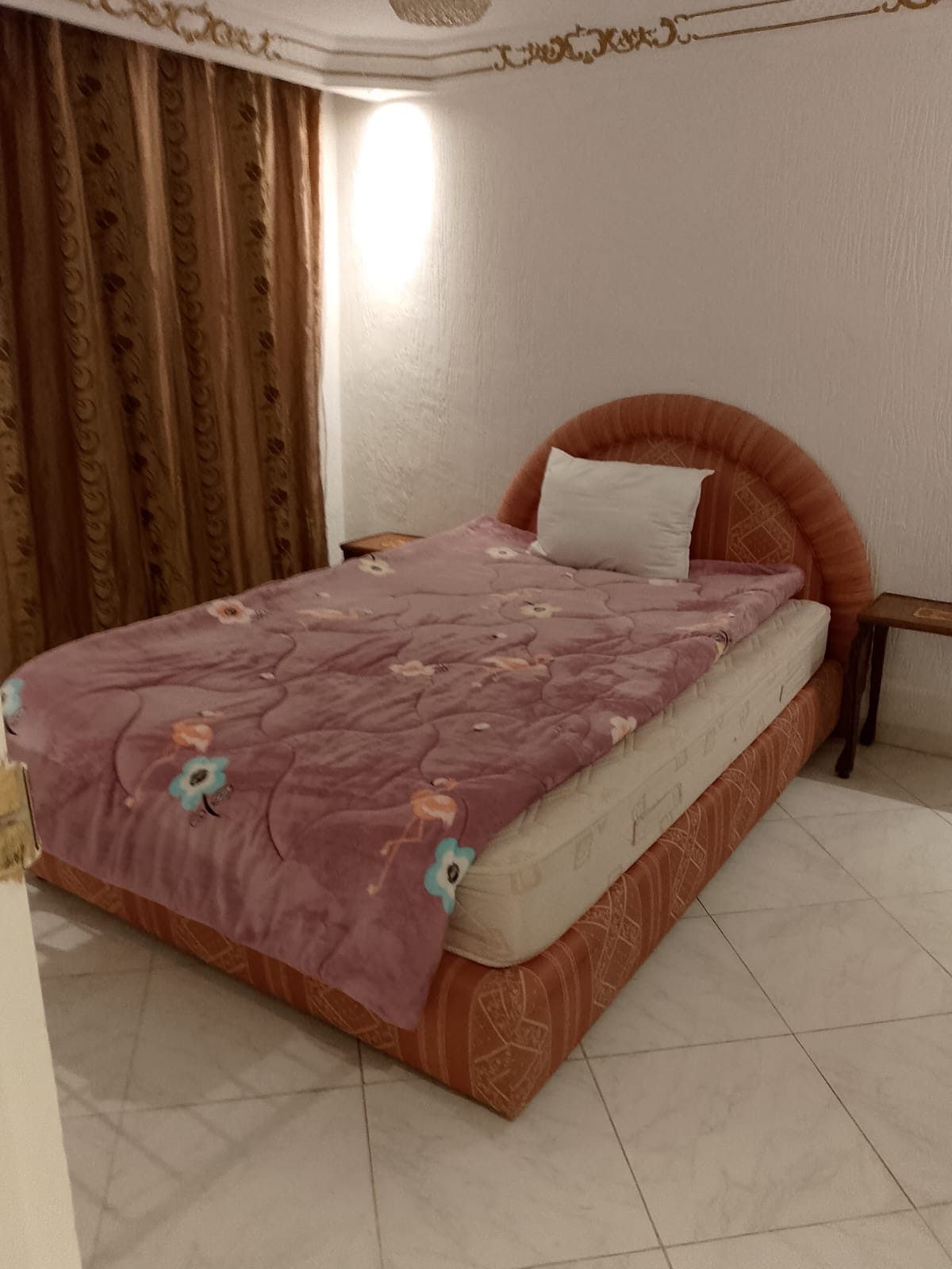 El Menzah&nbsp;Mutuelle Ville&nbsp;Location&nbsp;Maisons&nbsp;Un rez de jardin meubl� au nord hilton