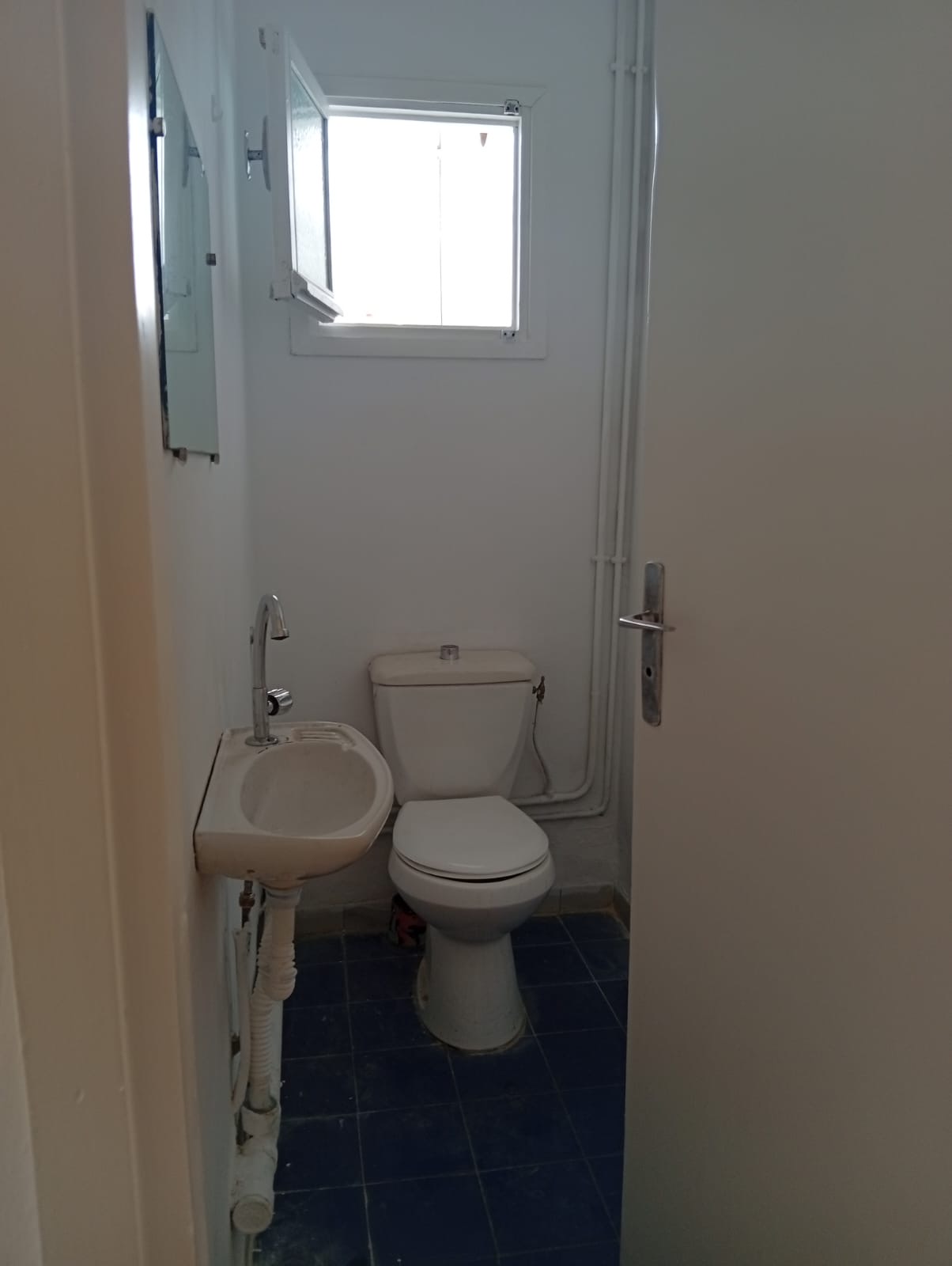 Ariana Ville&nbsp;El Menzah 7&nbsp;Location&nbsp;Appart. 3 pi�ces&nbsp;Un appartement s2 � el menzah 7