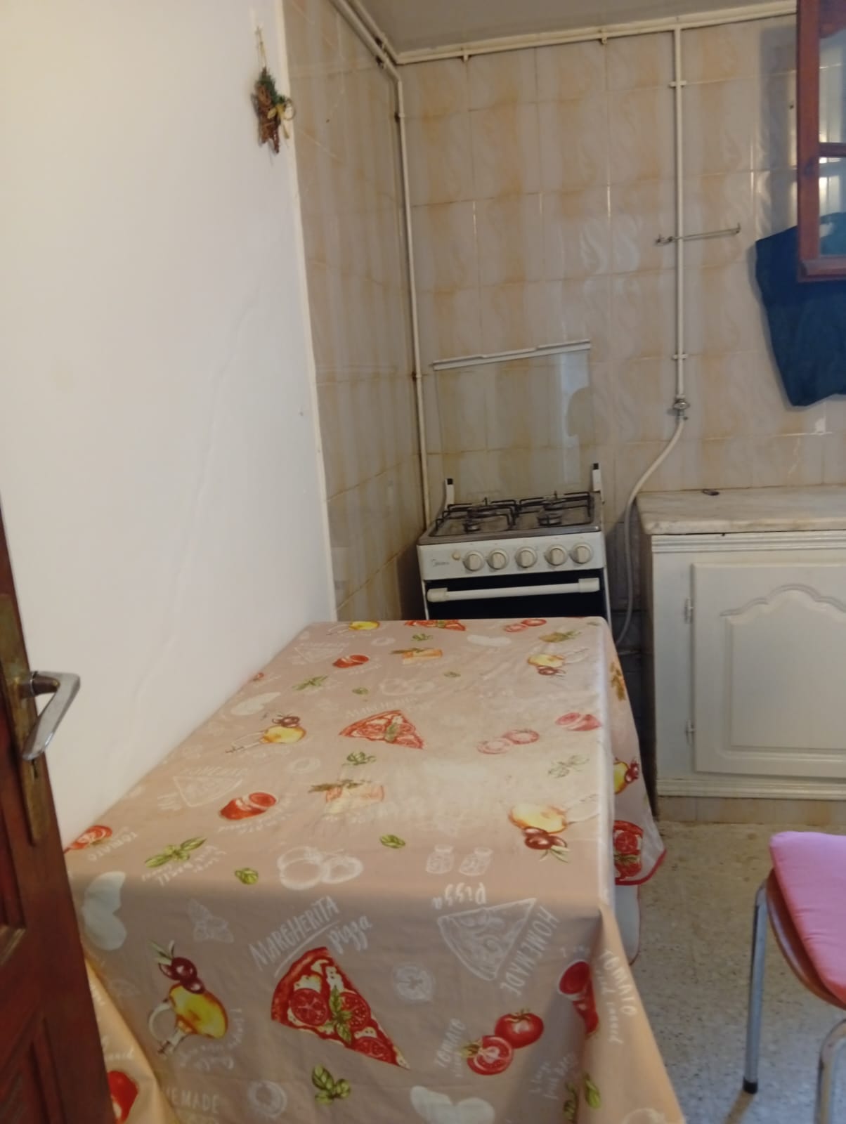 El Menzah&nbsp;El Menzah 9&nbsp;Location&nbsp;Appart. 2 pi�ces&nbsp;Un s1 meubl� � menzah 9