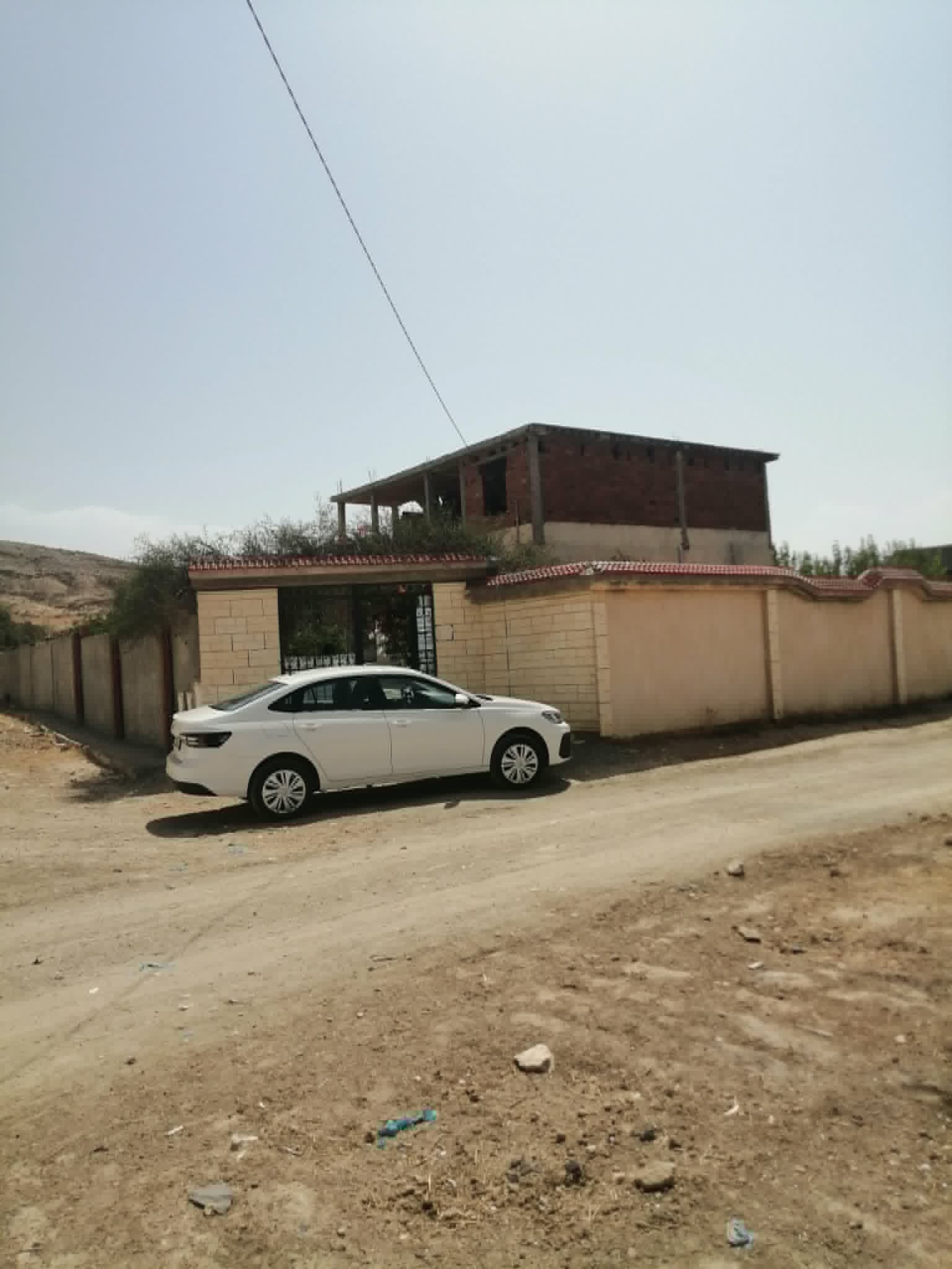 Mornaguia&nbsp;El Hamayem&nbsp;Terrain&nbsp;Terrain nu&nbsp;Rdc plus �tage 800mc
