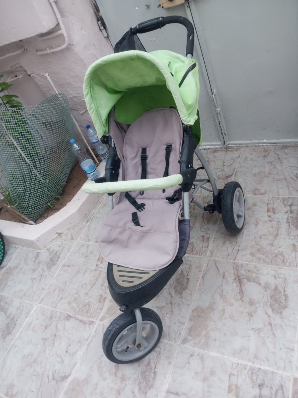 Le Bardo&nbsp;Le Bardo&nbsp;Autres&nbsp;Autre&nbsp;Poussette bebe au bardo