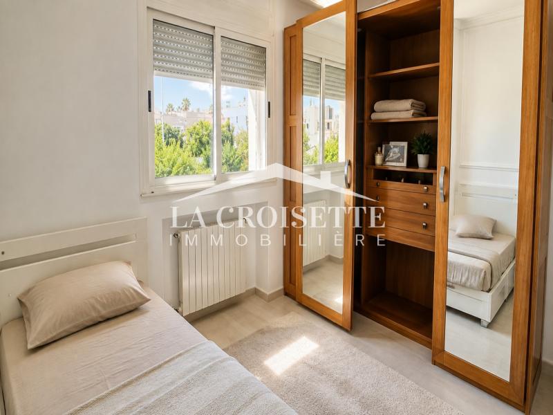 La Marsa&nbsp;Cite El Moustakbel (La Marsa)&nbsp;Location&nbsp;Appart. 4 pi�ces&nbsp;Etage de villa s3 meubl� � la marsa mel0608