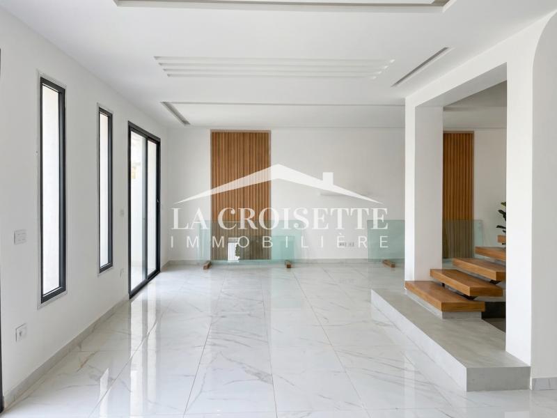 La Marsa&nbsp;Cite El Moustakbel (La Marsa)&nbsp;Location&nbsp;Maisons&nbsp;Triplex s4 avec jardin � la marsa mtrl0058