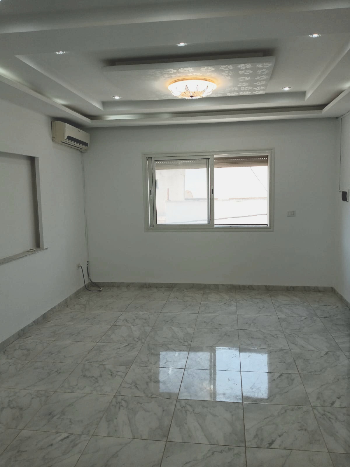 El Omrane Superieur&nbsp;Rommana&nbsp;Location&nbsp;Appart. 3 pi�ces&nbsp;S2 tr�s haut standing rommana 1