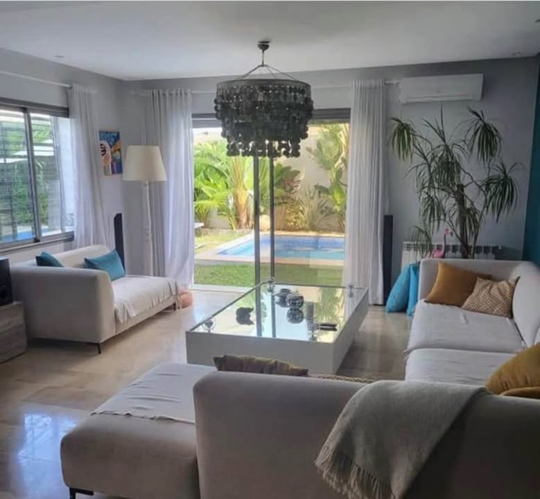 La Soukra&nbsp;La Soukra&nbsp;Location&nbsp;Maisons&nbsp;Villa avec piscine et jardin la soukra s3
