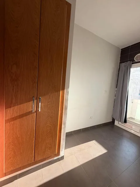 La Marsa&nbsp;El Aouina&nbsp;Location&nbsp;Appart. 2 pi�ces&nbsp;Appartement s1 cit� wahat au 5�me �tage