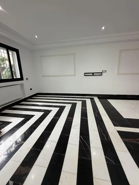 La Soukra&nbsp;Chotrana 3&nbsp;Location&nbsp;Maisons&nbsp;Villa avec piscine et jardin chotrana 3 s4
