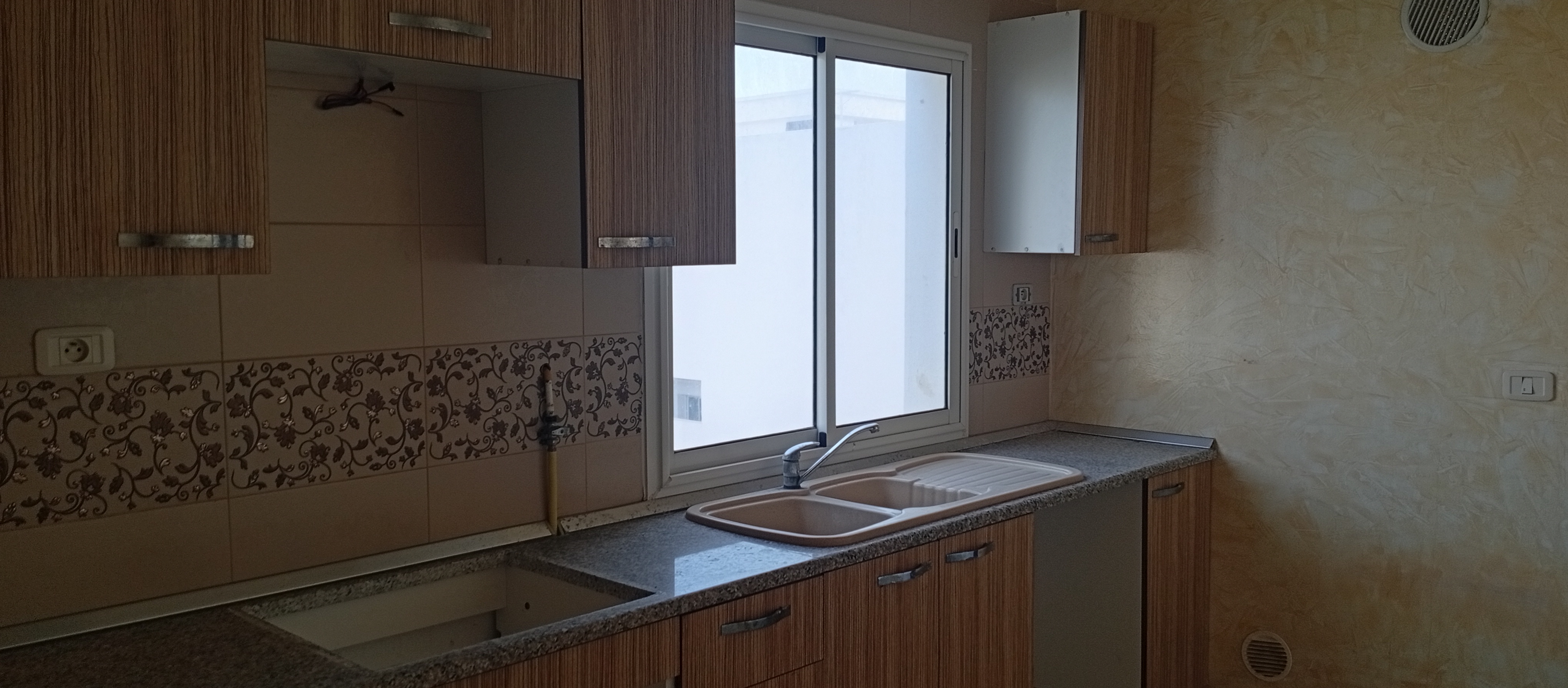 Hammam Sousse&nbsp;El Kantaoui&nbsp;Location&nbsp;Appart. 3 pi�ces&nbsp;Bureau s3 �  elkantaoui